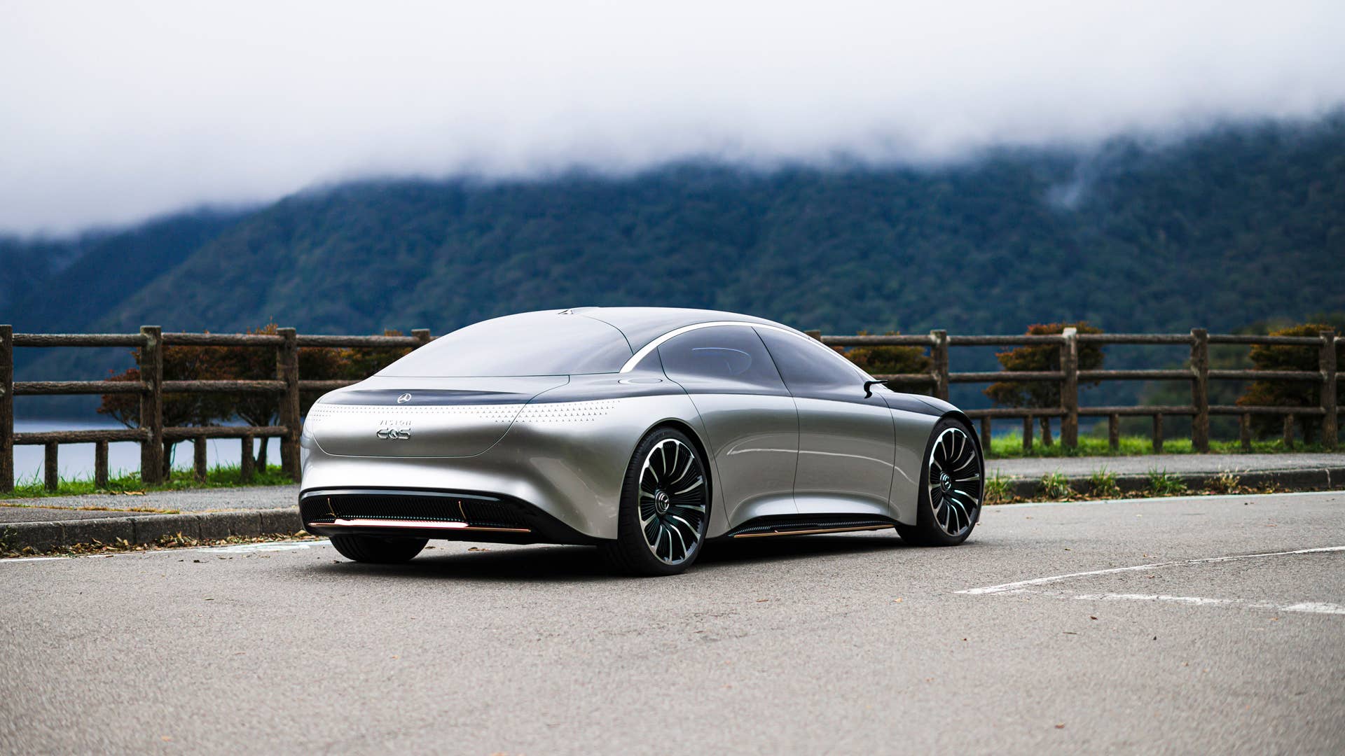 Mercedes-Benz EQS Concept in Tokyo