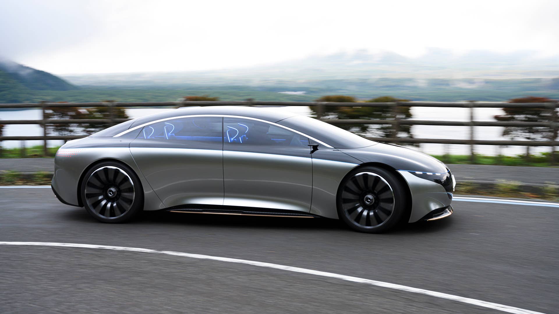 Mercedes-Benz EQS Concept in Tokyo