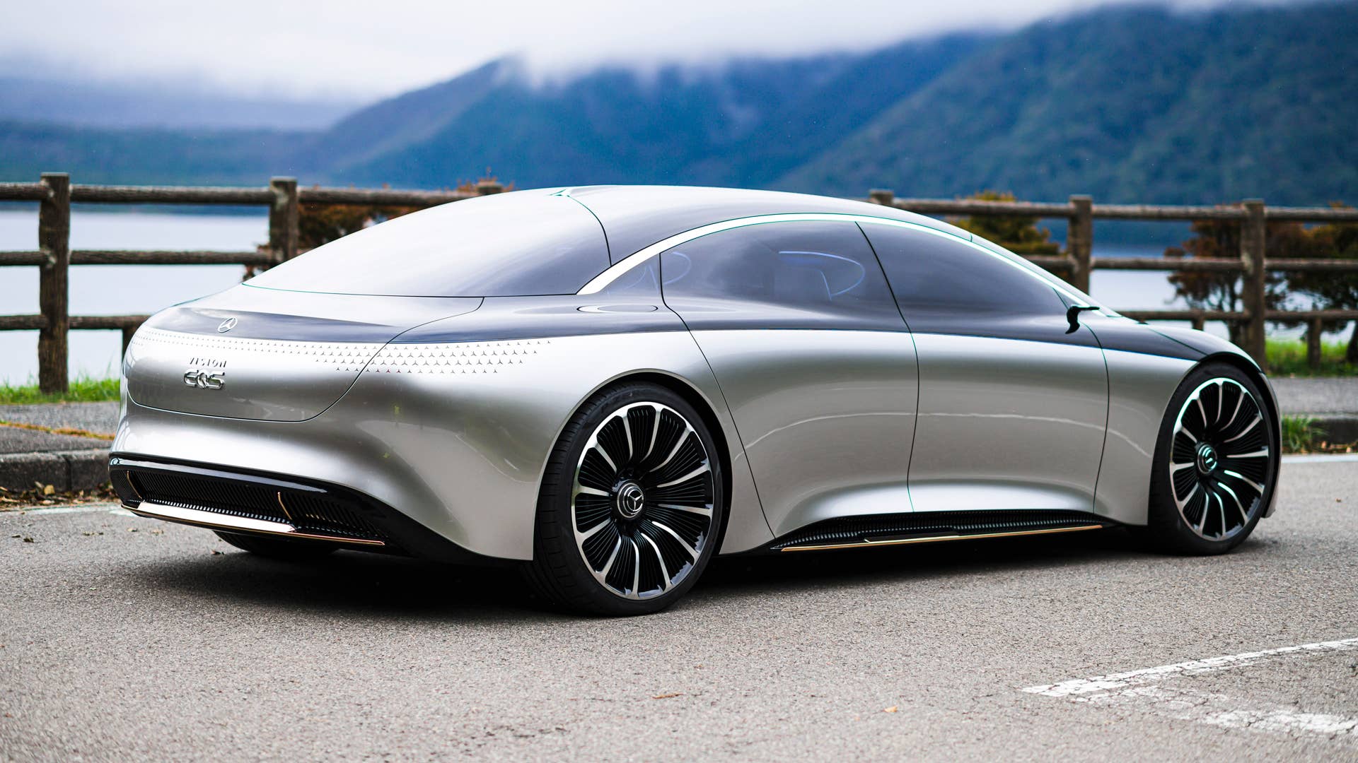 Mercedes-Benz EQS Concept in Tokyo