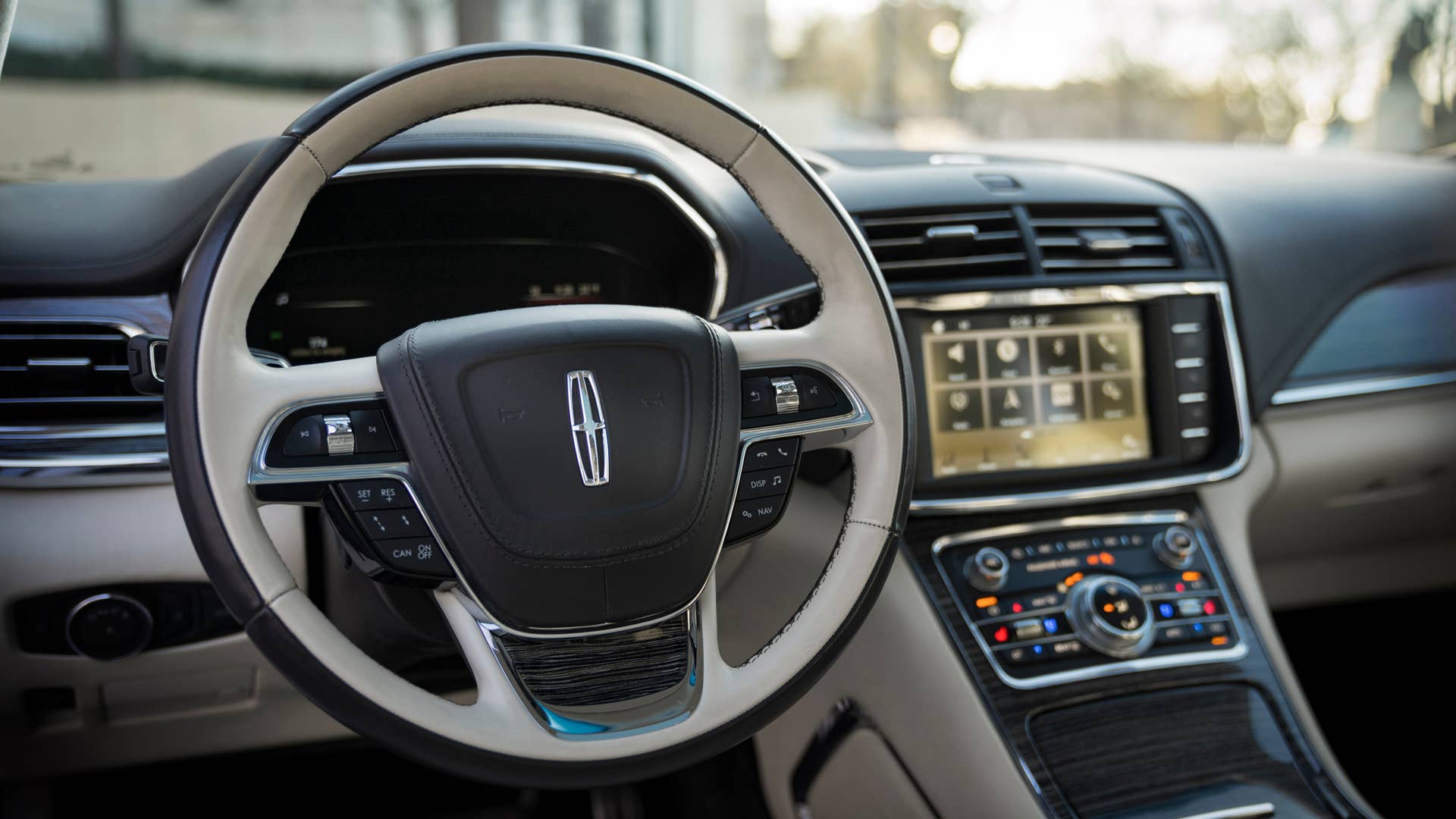 2019 Lincoln Continental Coach Door Edition
