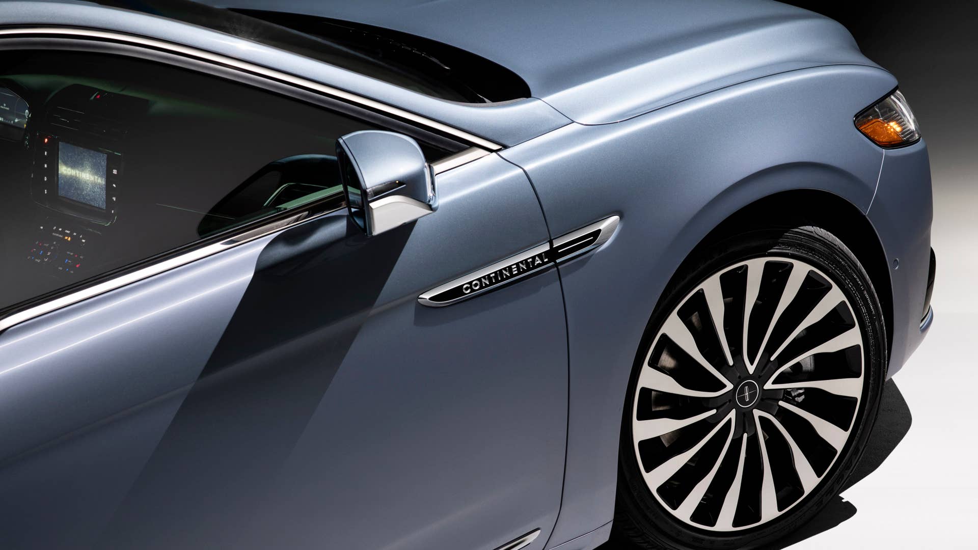 2019 Lincoln Continental Coach Door Edition
