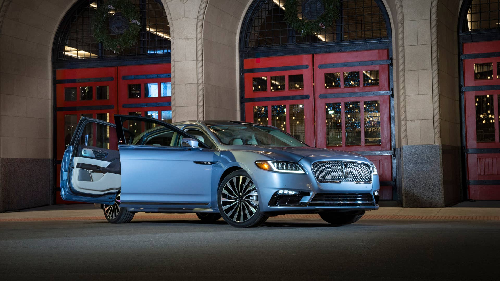 2019 Lincoln Continental Coach Door Edition
