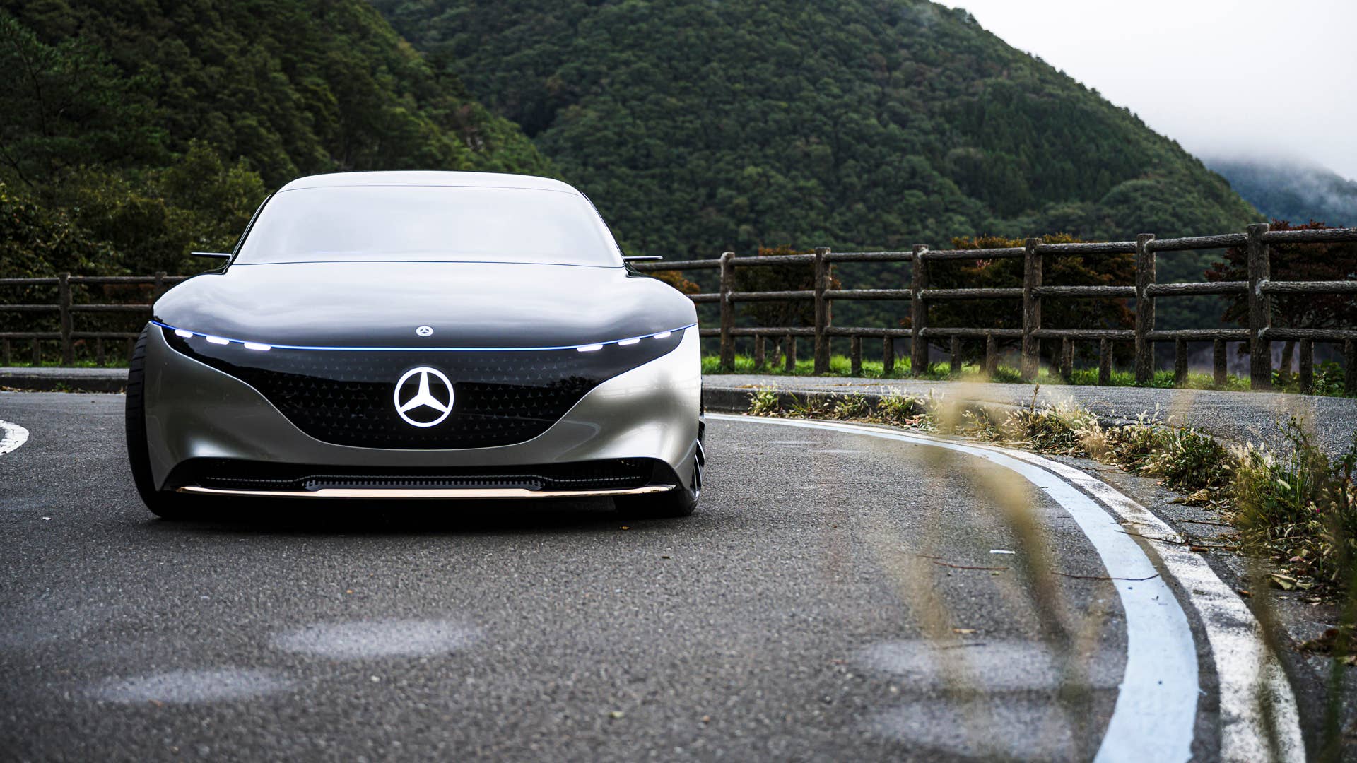 Mercedes-Benz EQS Concept in Tokyo