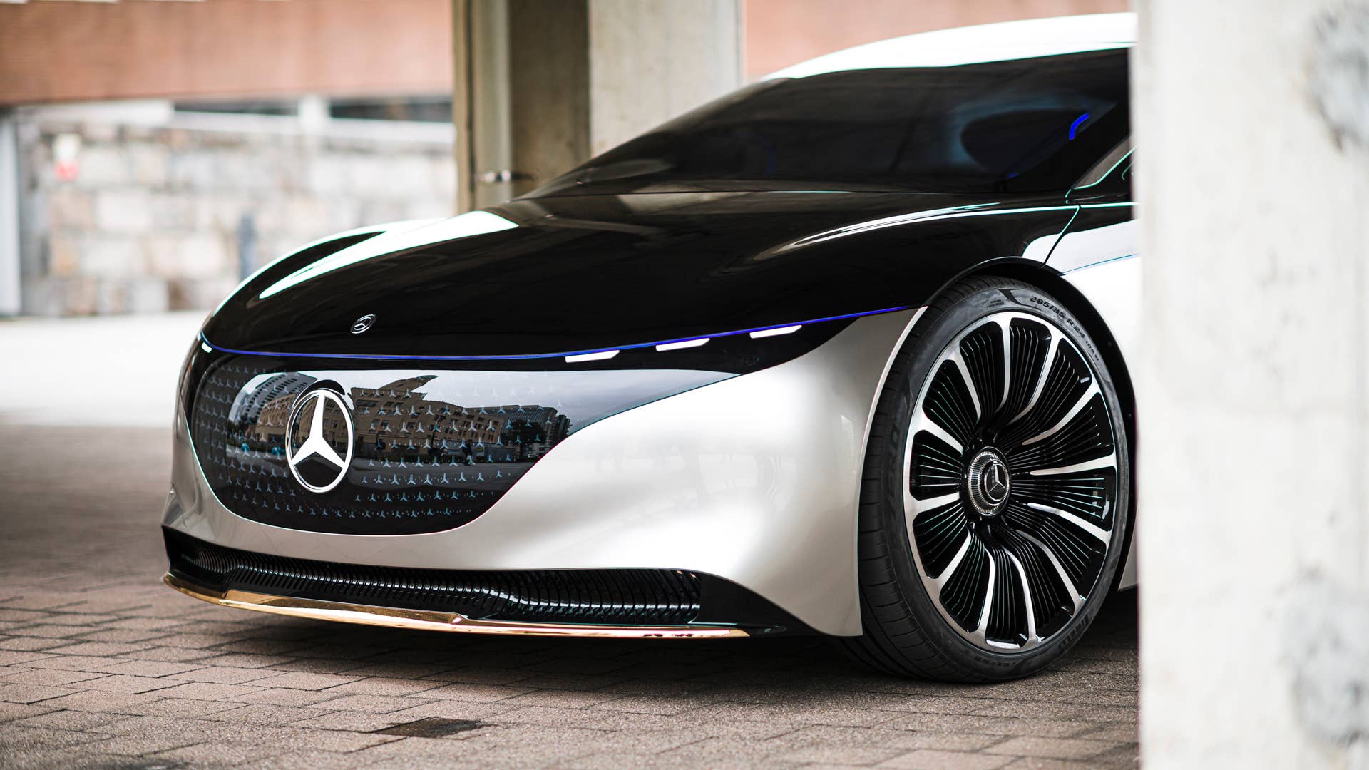 Mercedes-Benz EQS Concept in Tokyo