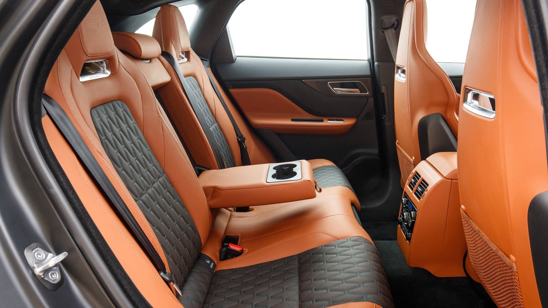2019 Jaguar F-Pace SVR