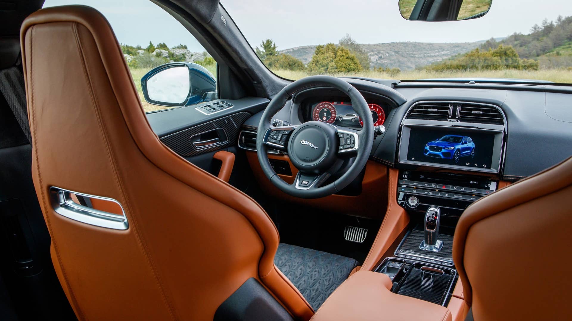 2019 Jaguar F-Pace SVR