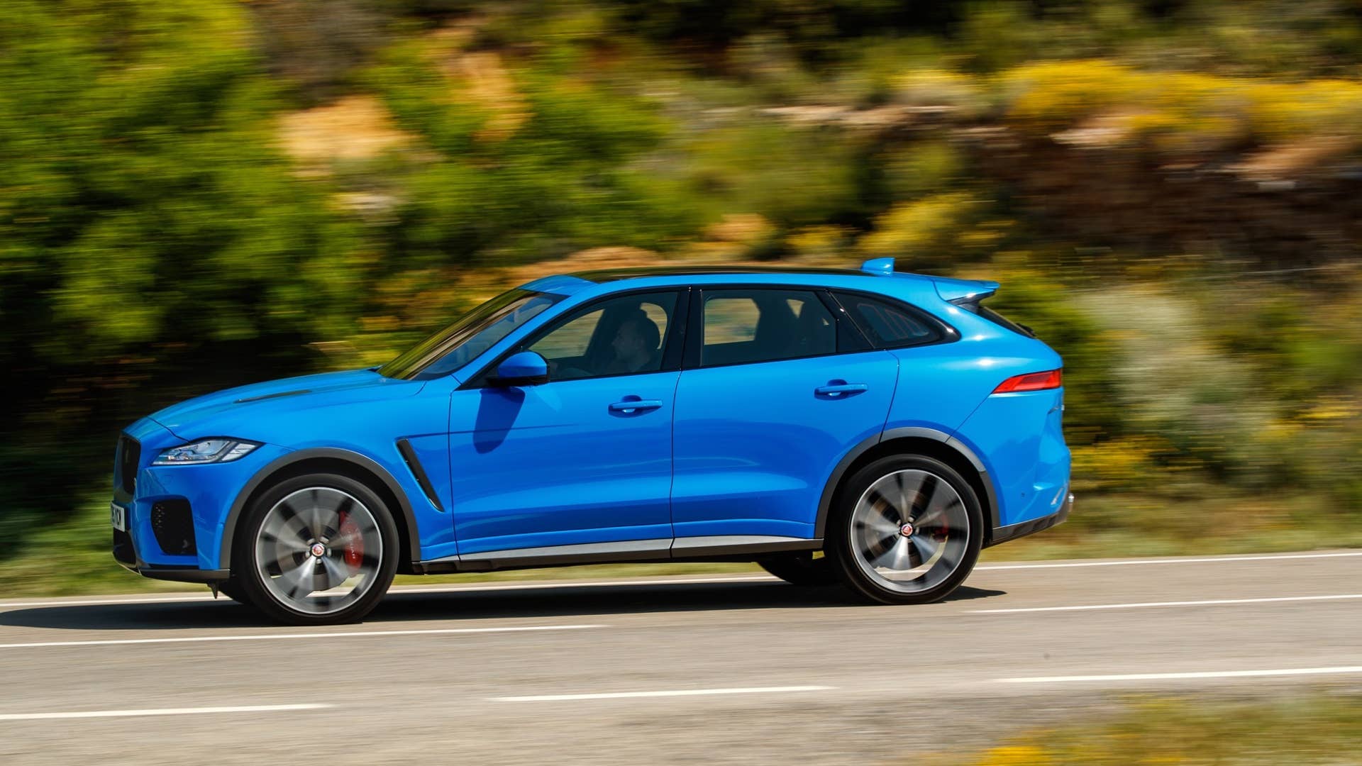 2019 Jaguar F-Pace SVR