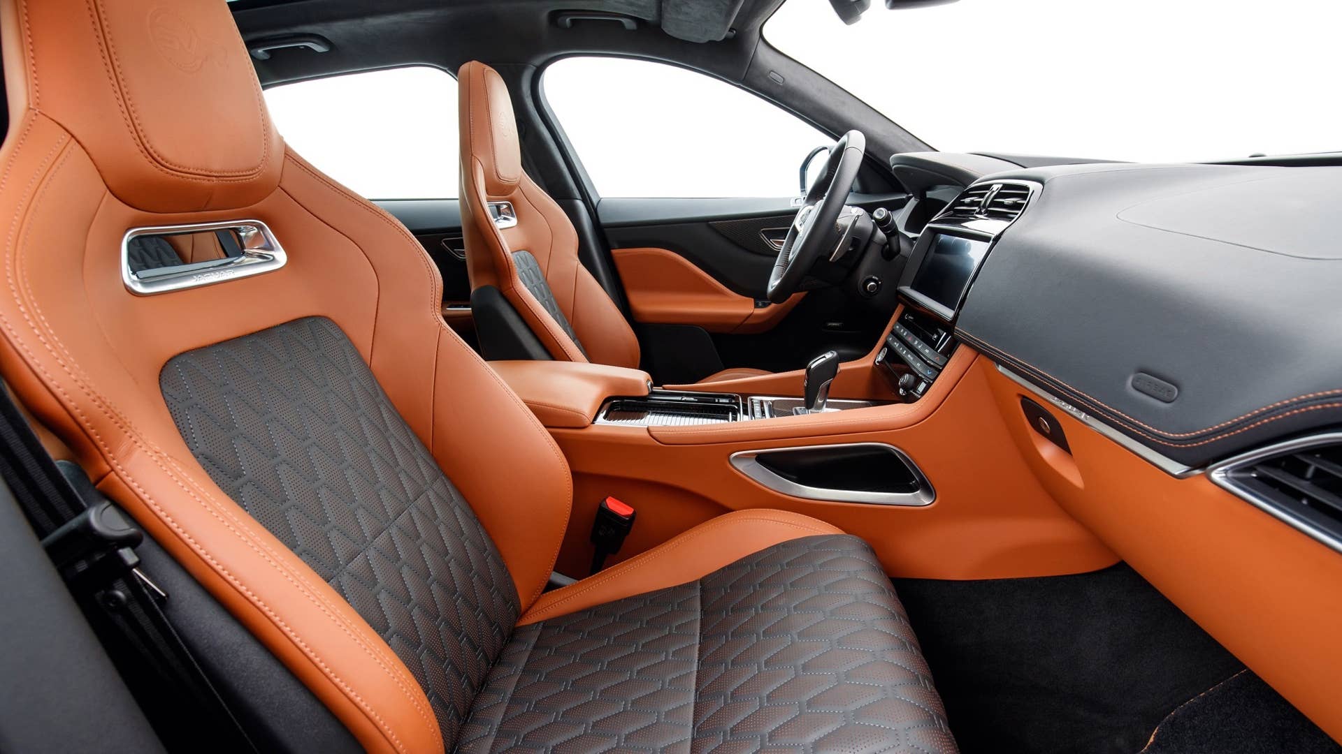 2019 Jaguar F-Pace SVR