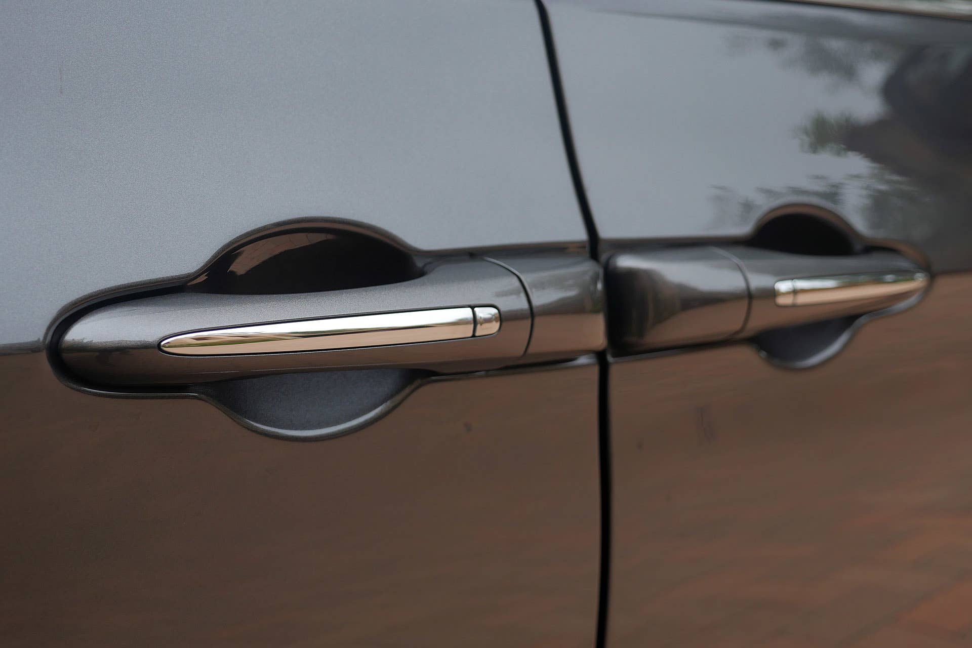 2017 Chrysler Pacifica door handles
