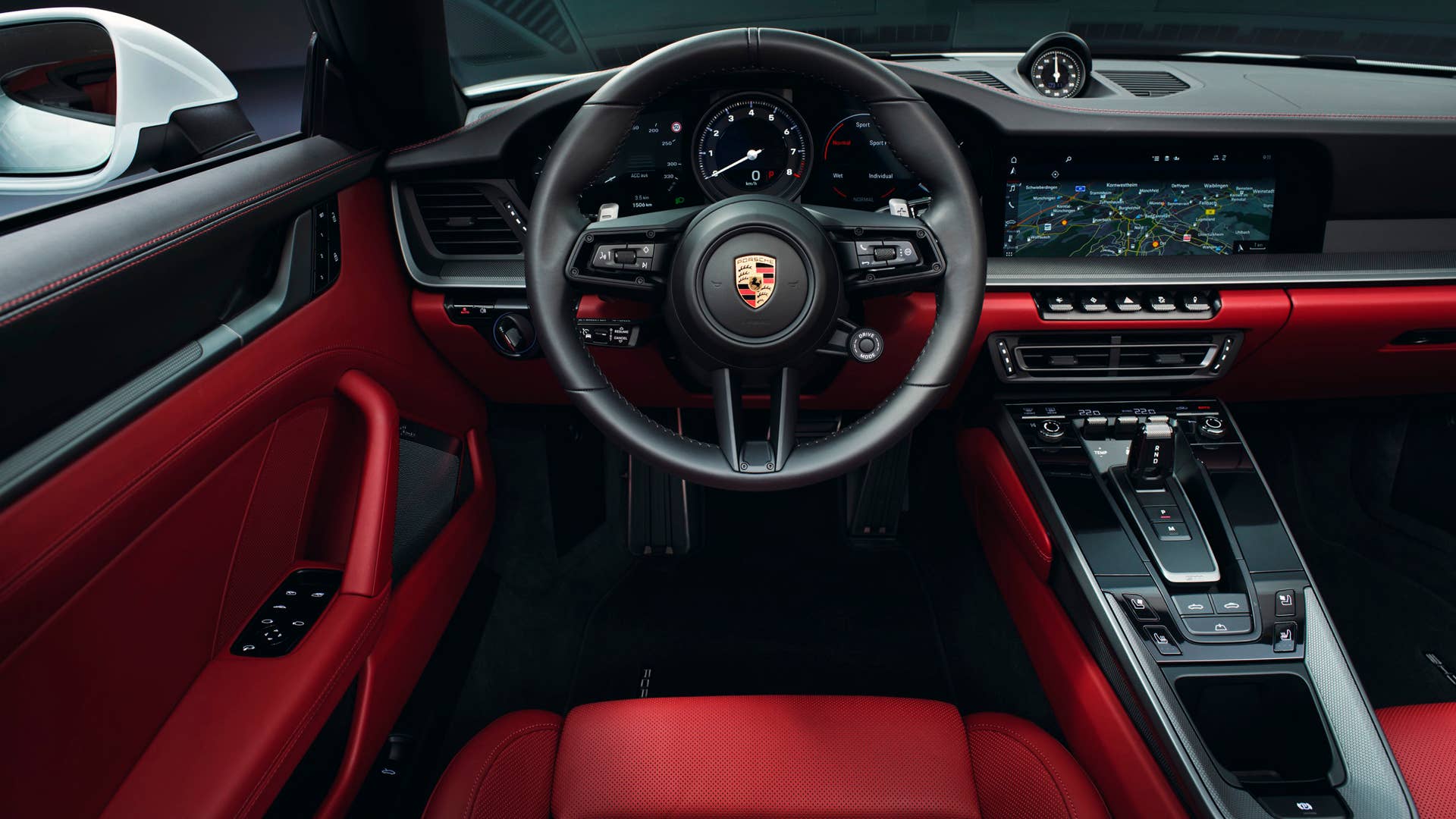 2020 Porsche 911 Carrera interior