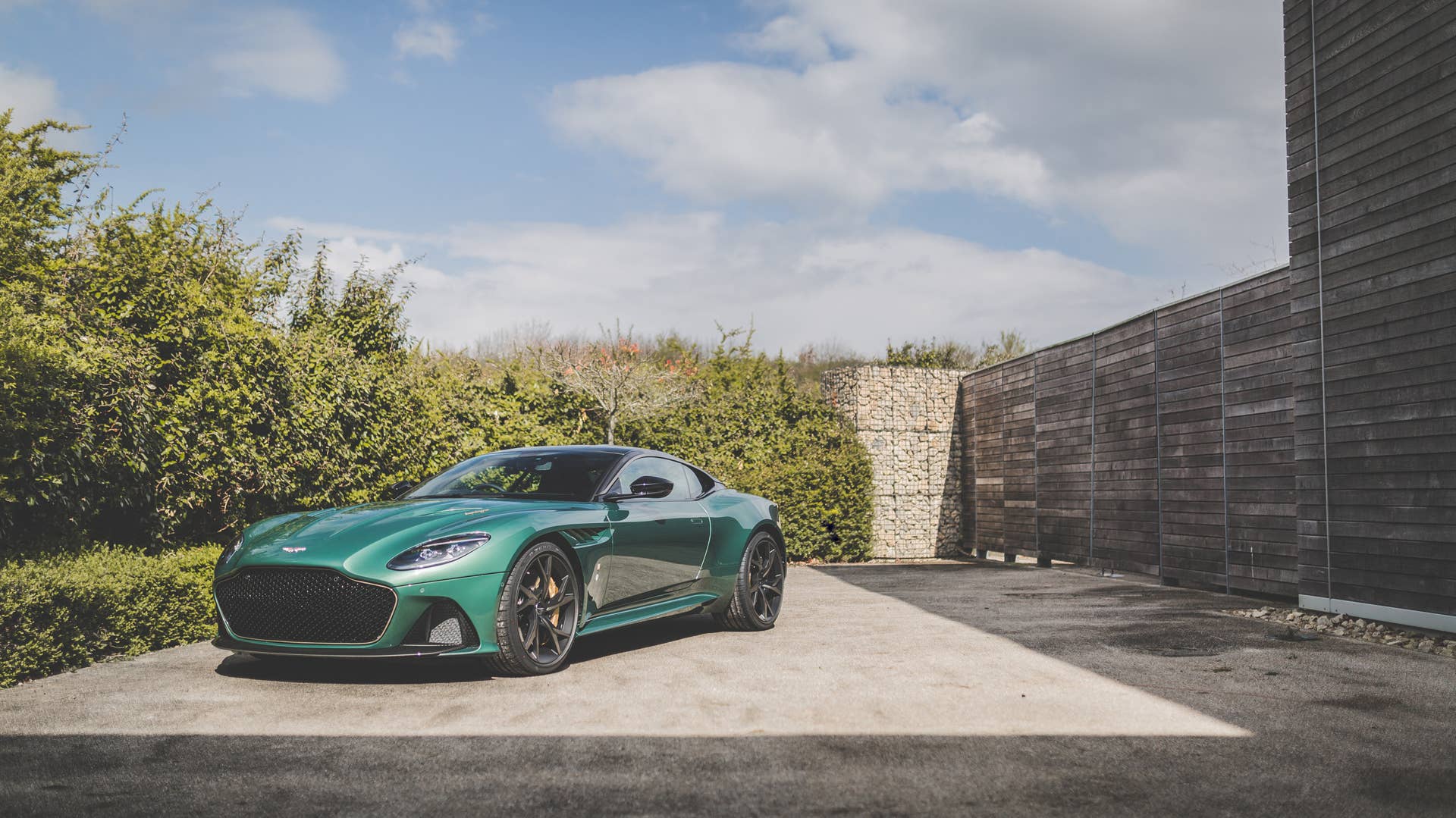 Aston Martin DBS 59