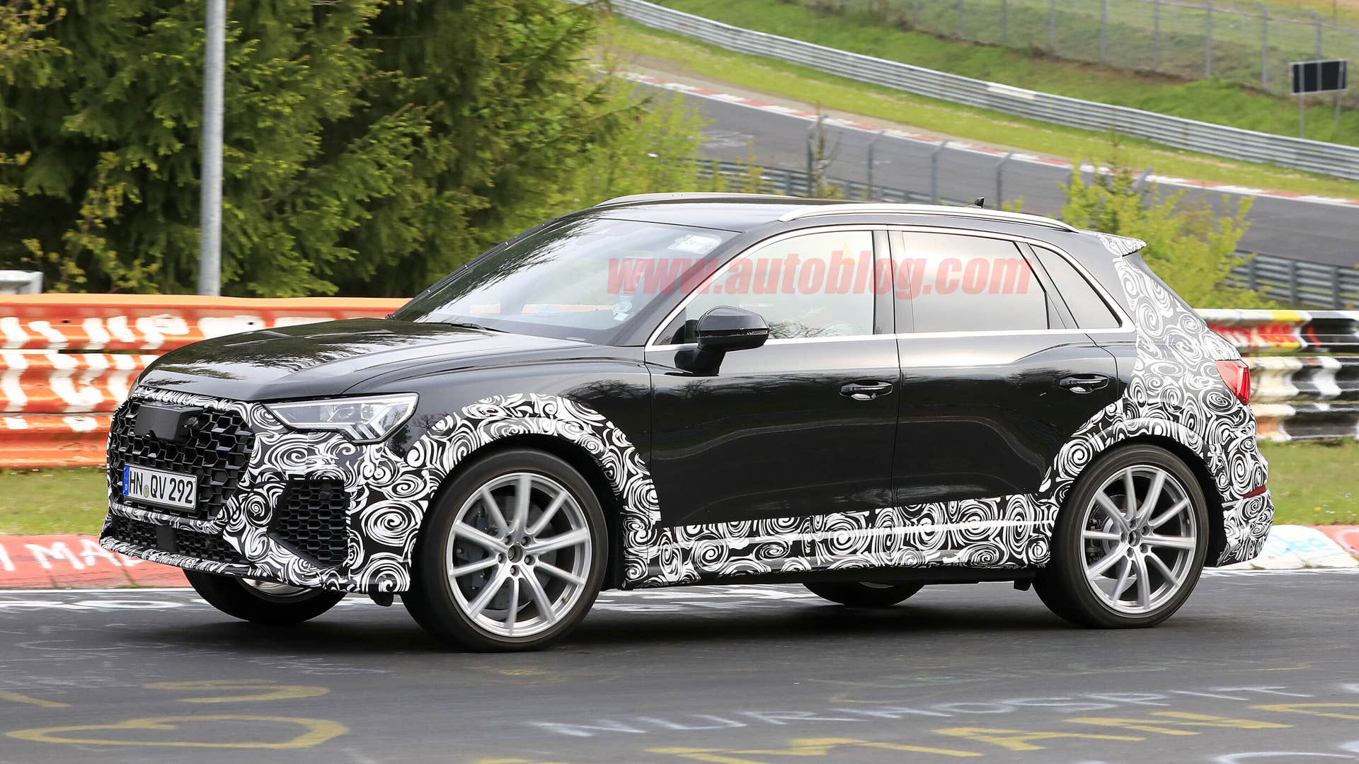 Audi RS Q3 spied