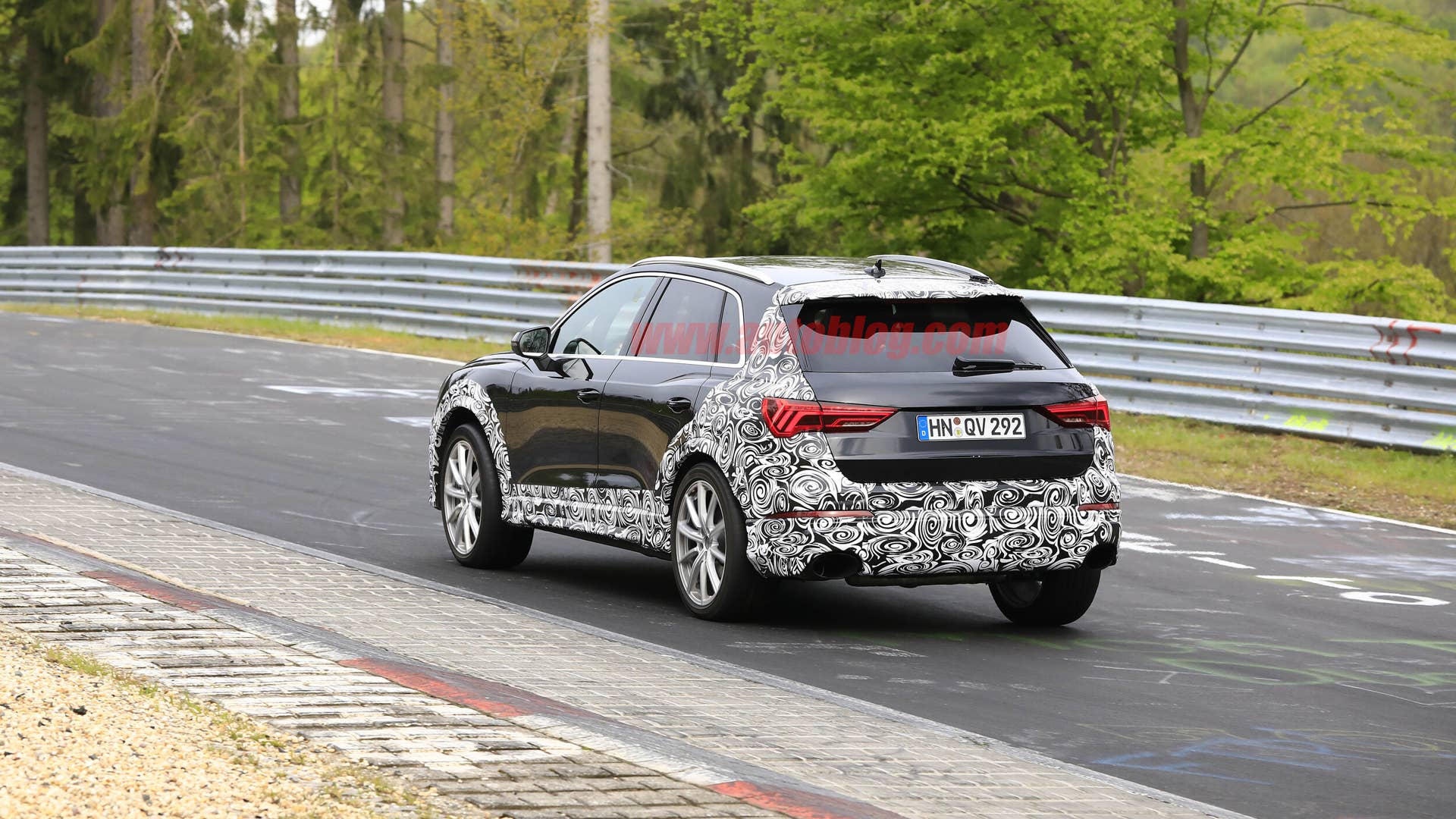 Audi RS Q3 spied