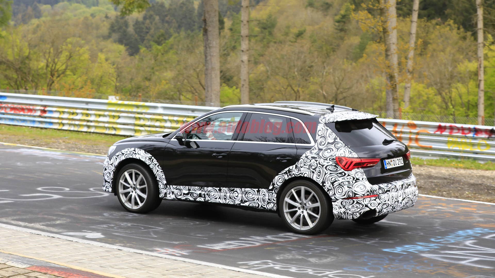 Audi RS Q3 spied