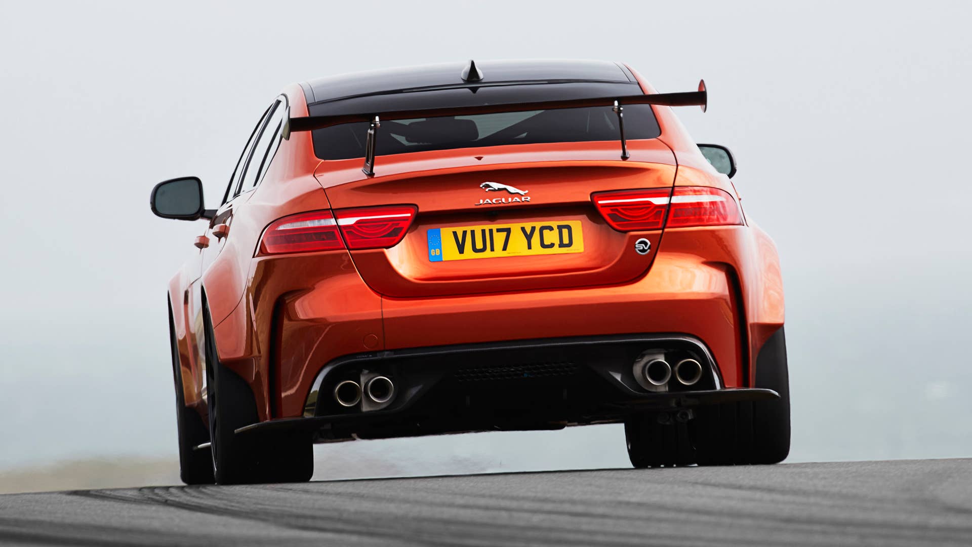 Jaguar XE SV Project 8