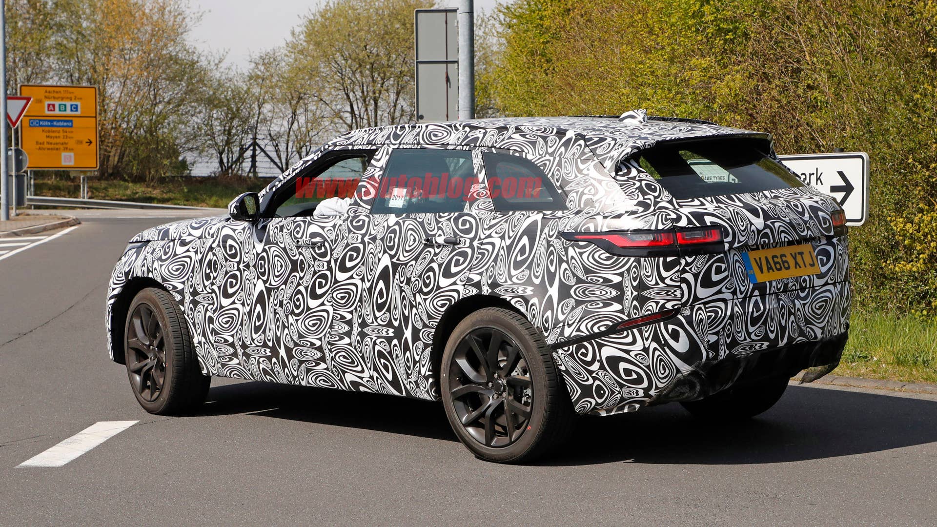 2019 Land Rover Range Rover Velar SVR
