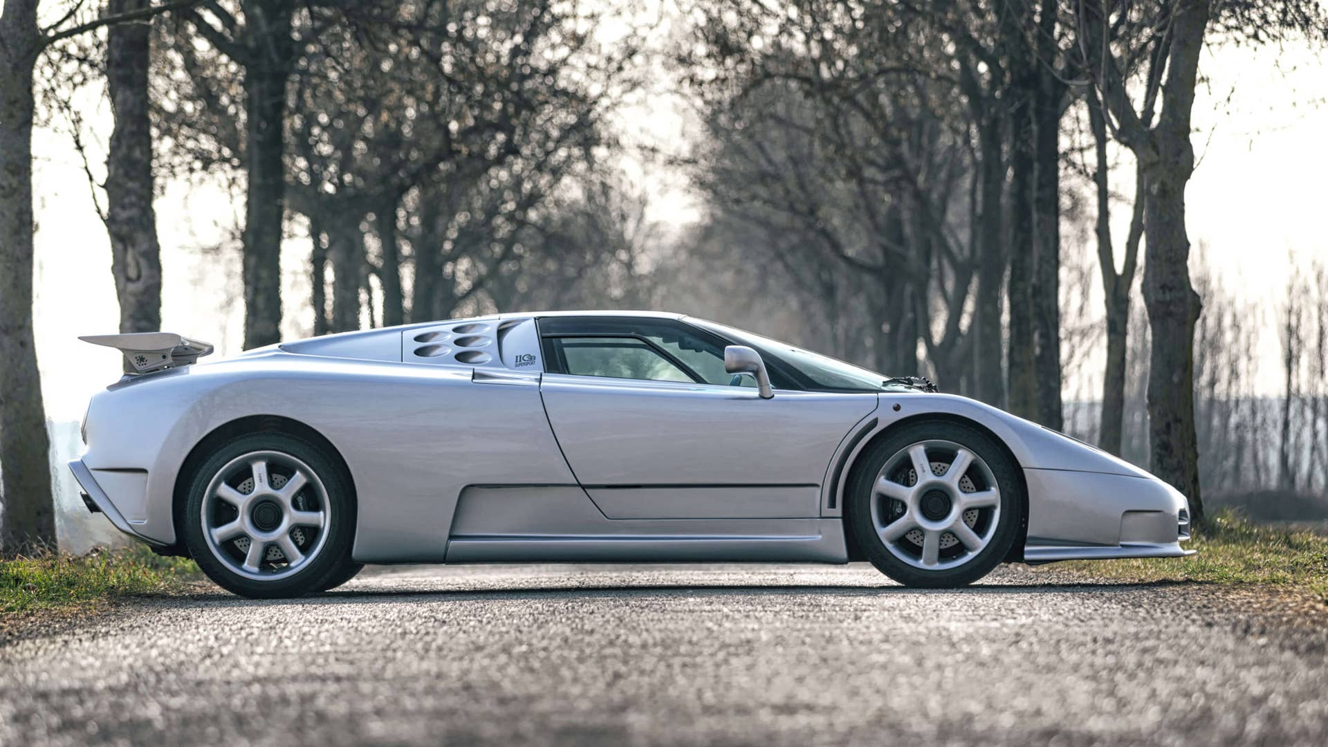 Bugatti EB110 SS