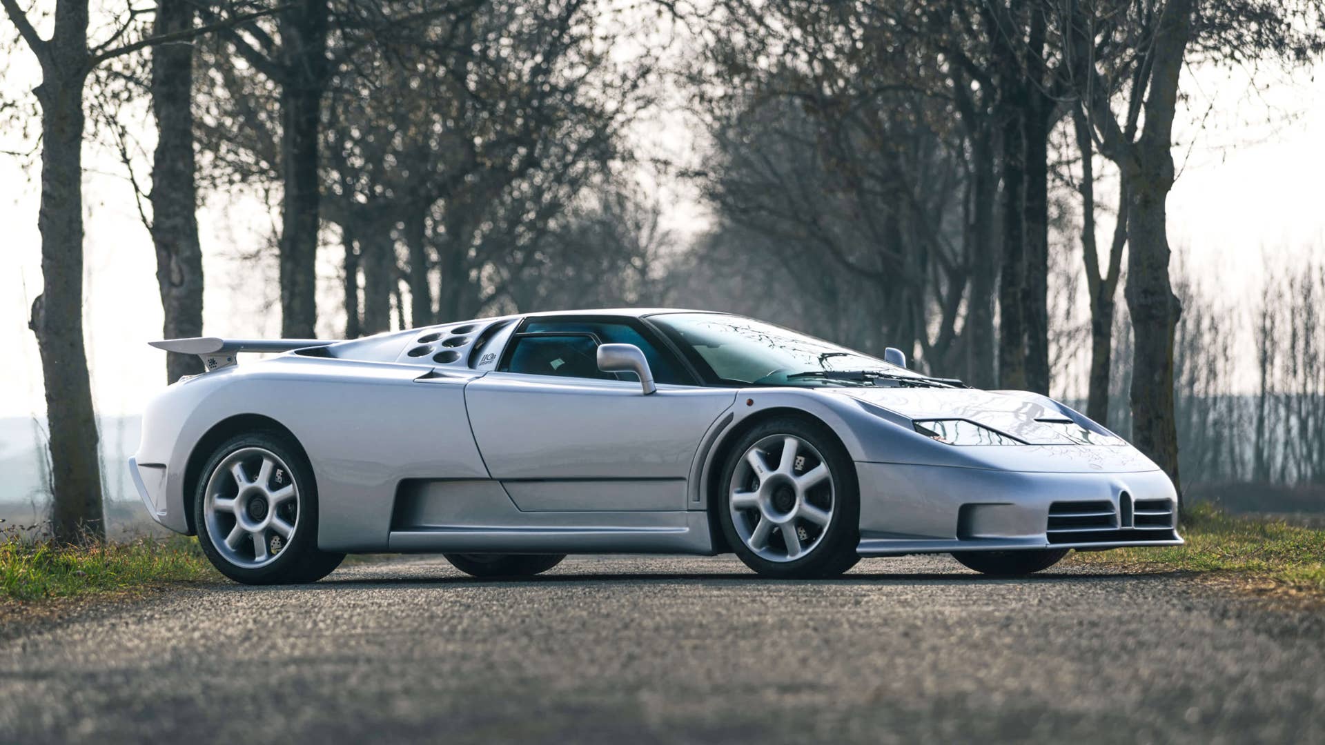 Bugatti EB110 SS