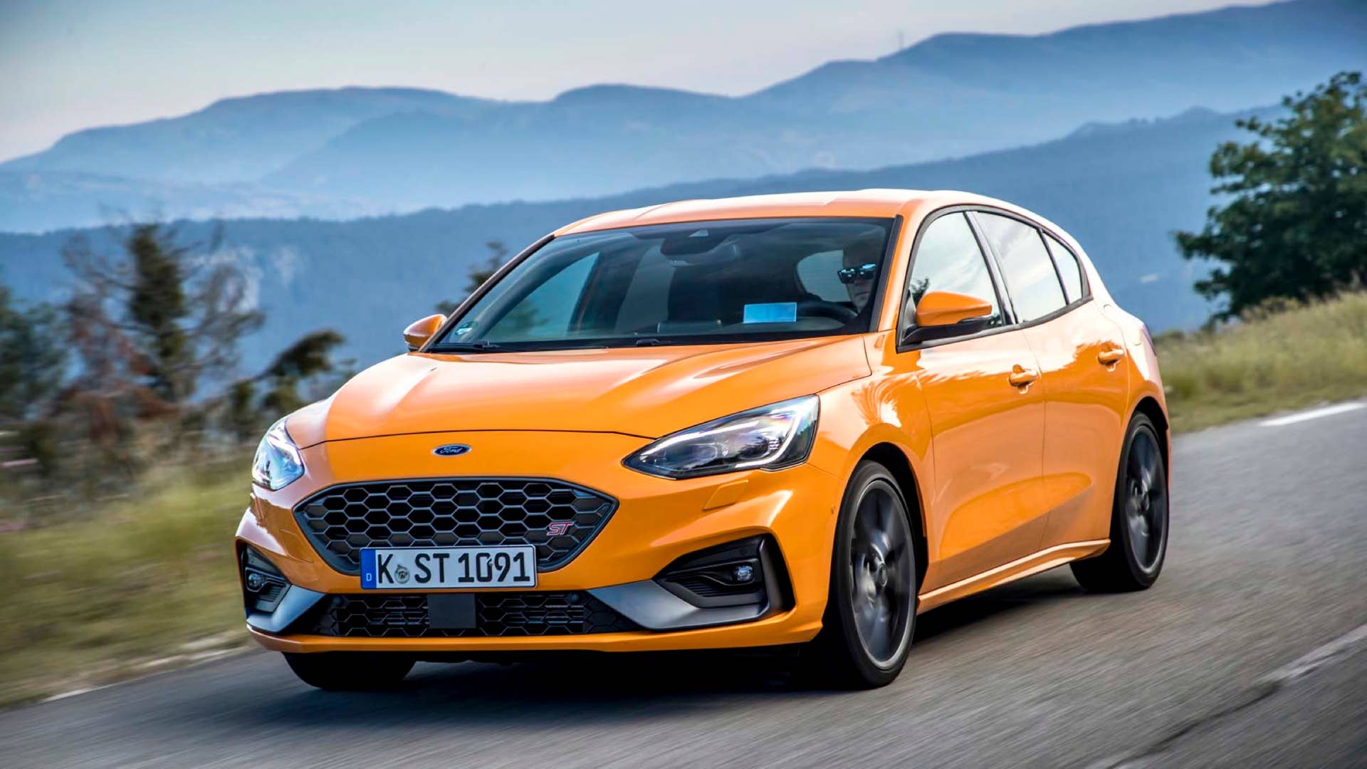 2020 Ford Focus ST Fury Orange hatchback