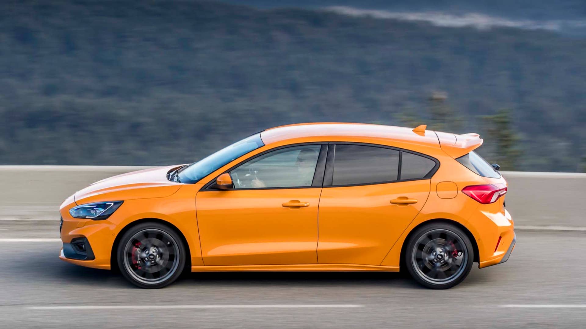 2020 Ford Focus ST Fury Orange hatchback