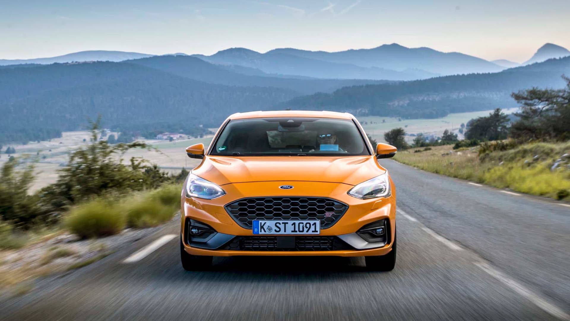 2020 Ford Focus ST Fury Orange hatchback
