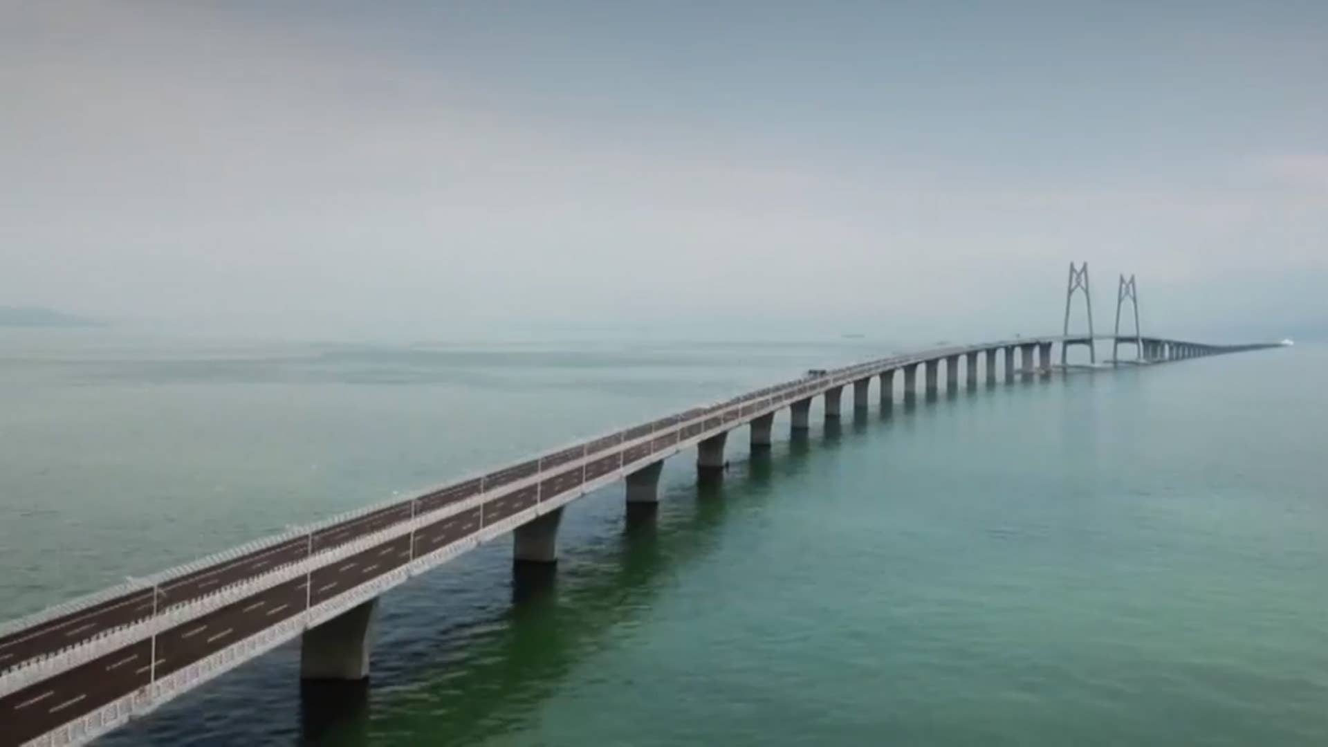 Hong Kong-Macau-Zhuhai bridge