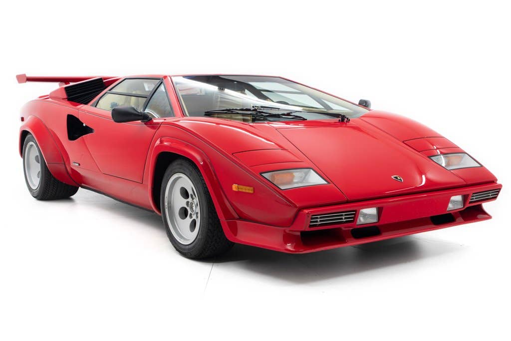 Drive like Mario Andretti: His '84 Lamborghini Countach is for sale ...