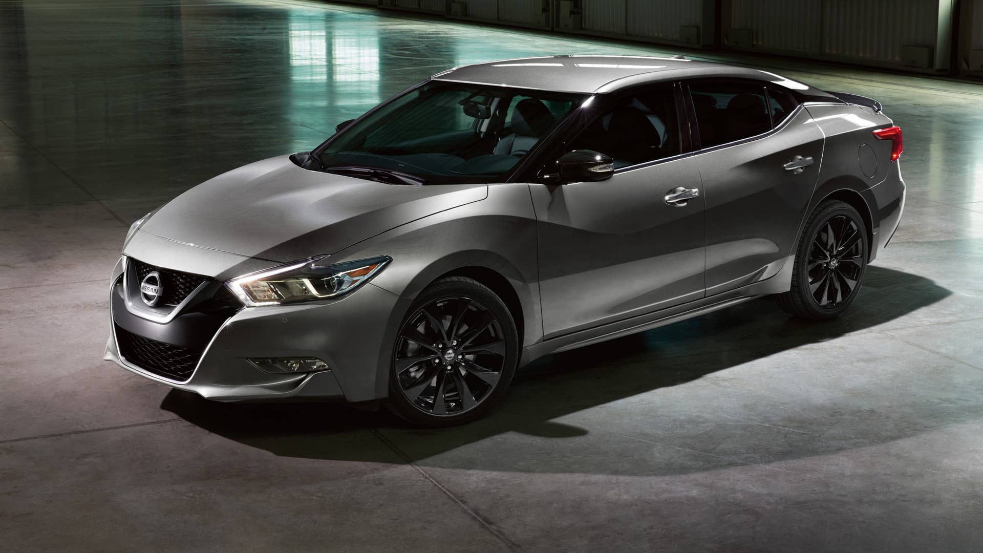 2017 Nissan Maxima Midnight