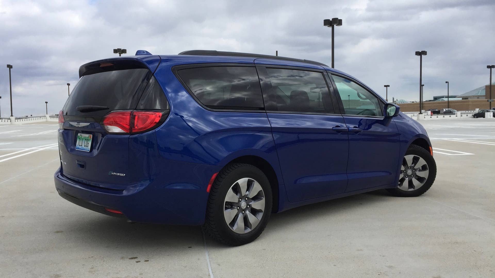 2018 Chrysler Pacifica Hybrid