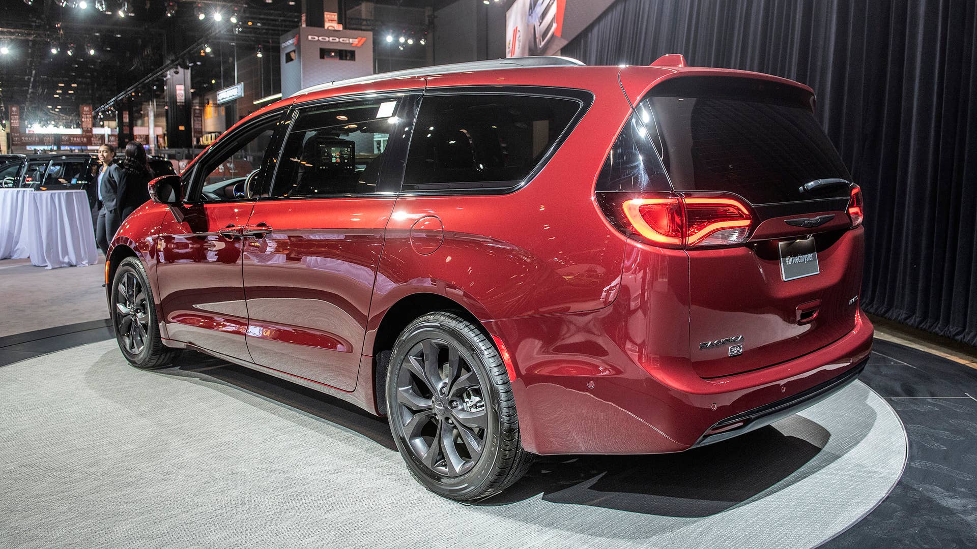 2019 Chrysler Pacifica 35th Anniversary Edition