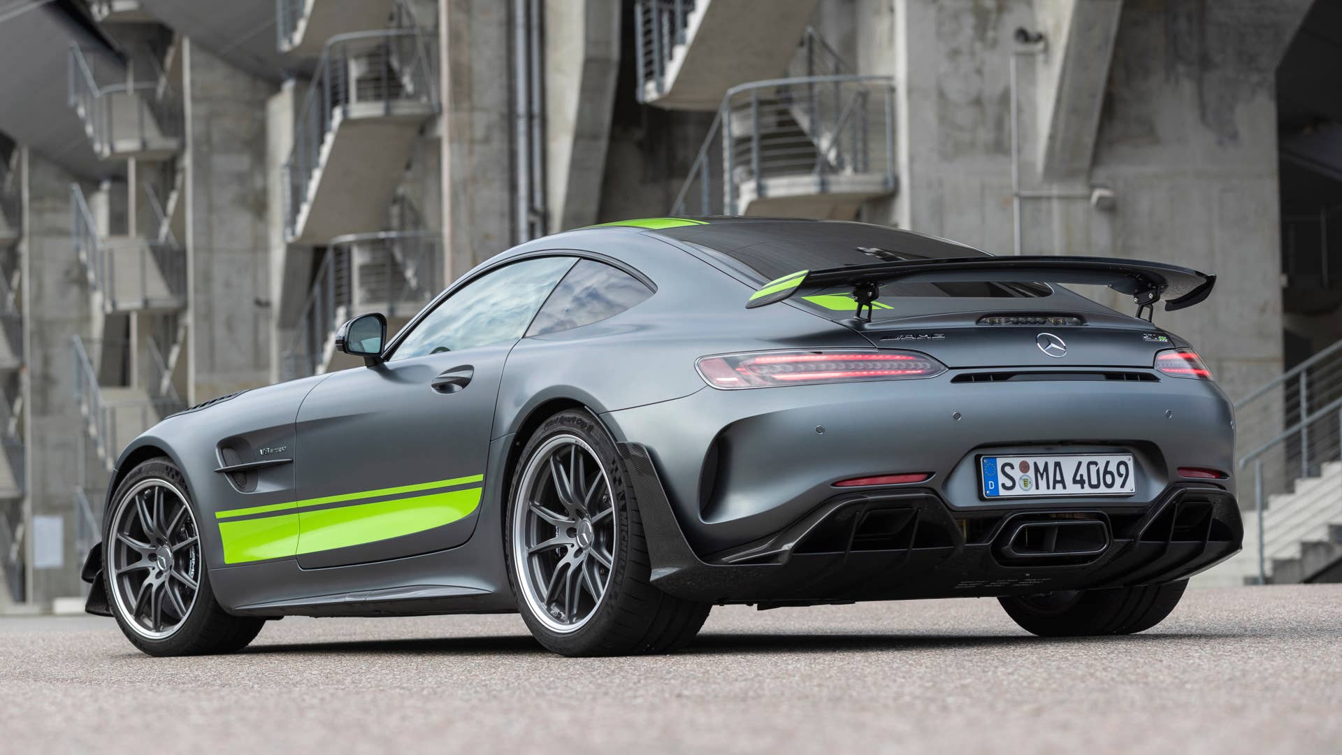 2020 Mercedes-AMG GT R Pro exterior