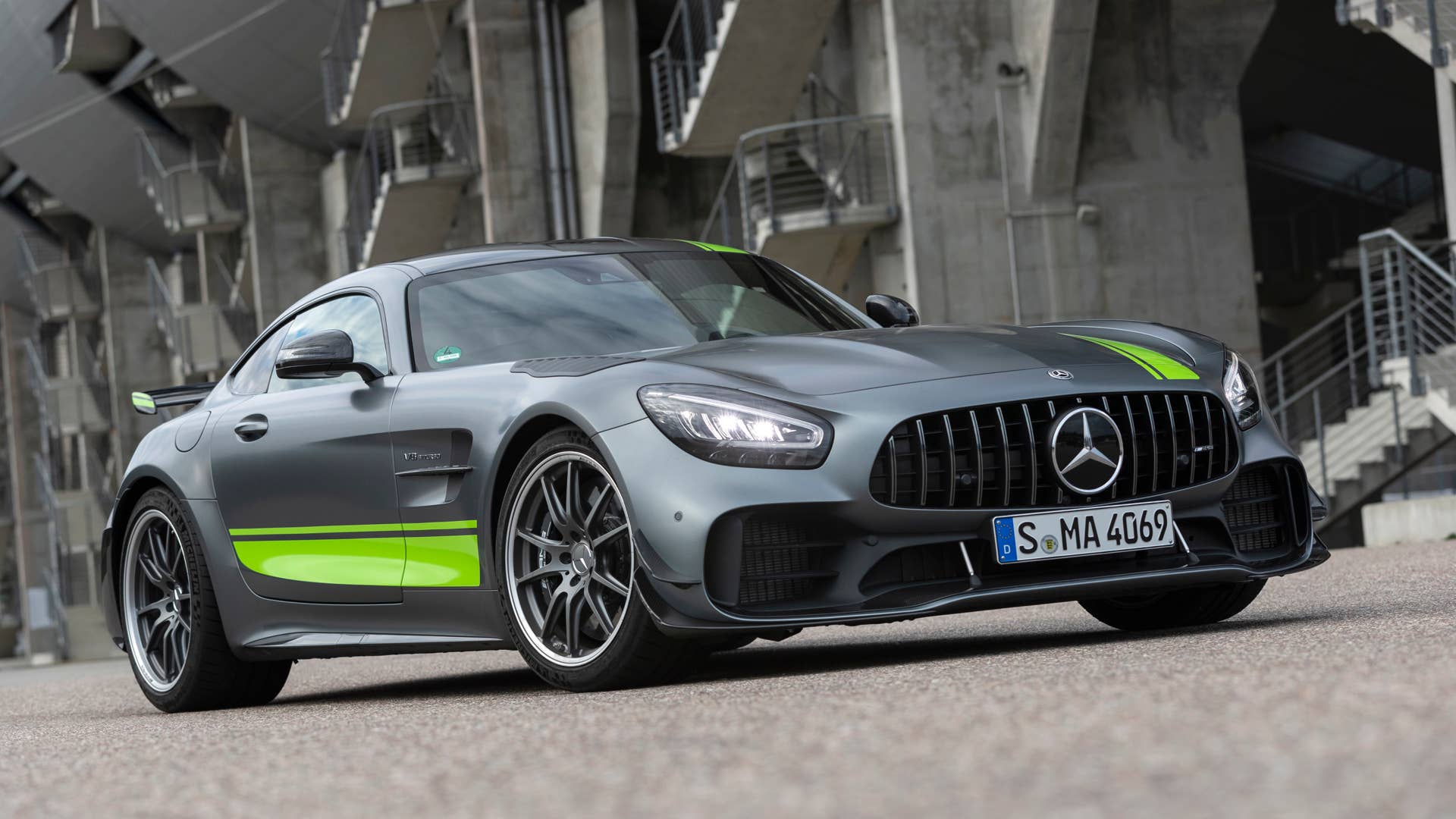 2020 Mercedes-AMG GT R Pro exterior