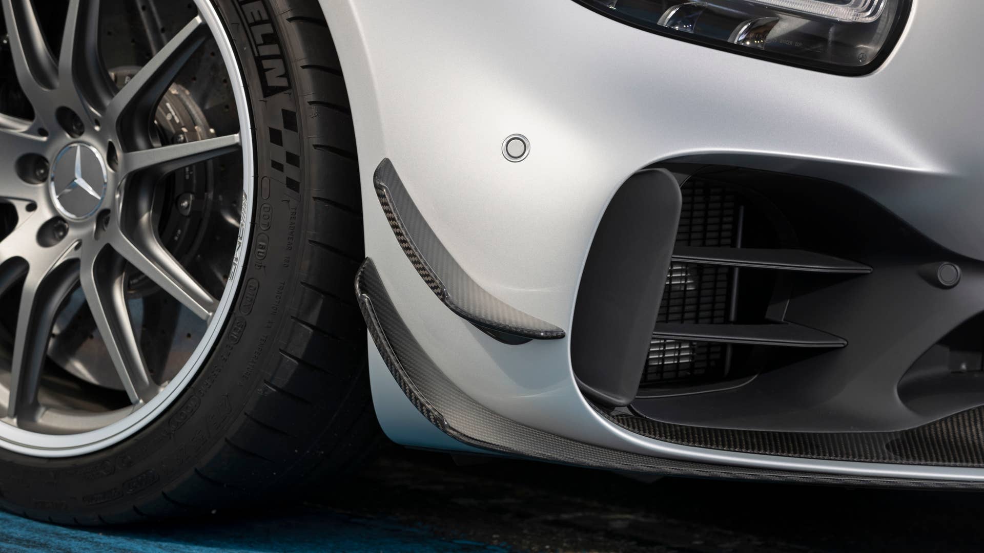 2020 Mercedes-AMG GT R Pro exterior