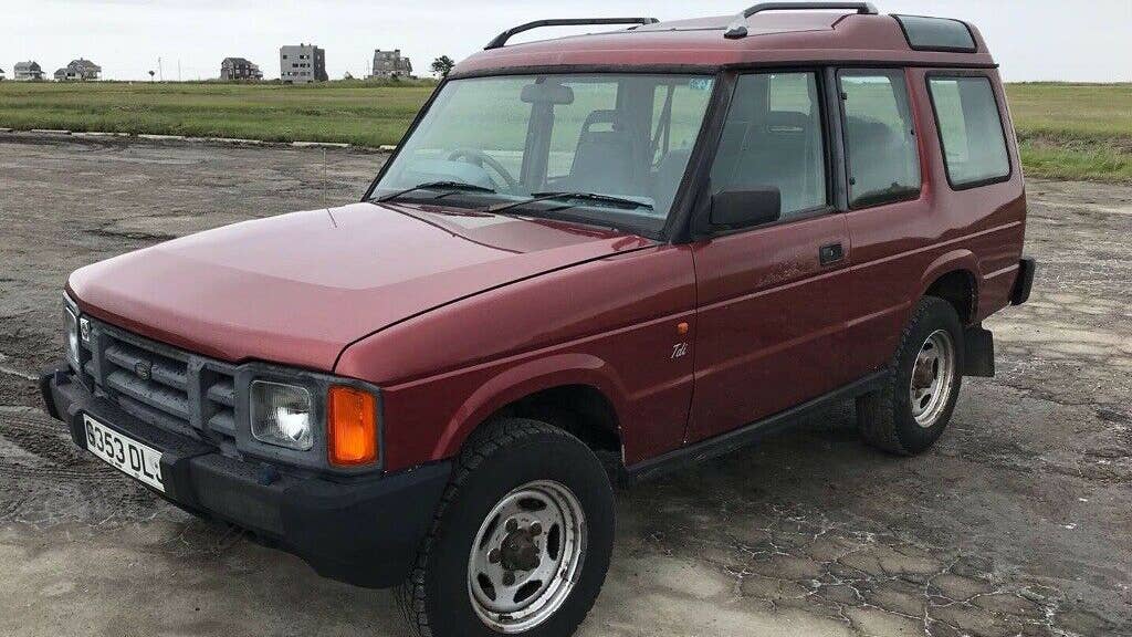 1990 Land Rover Discovery two-door in dark red