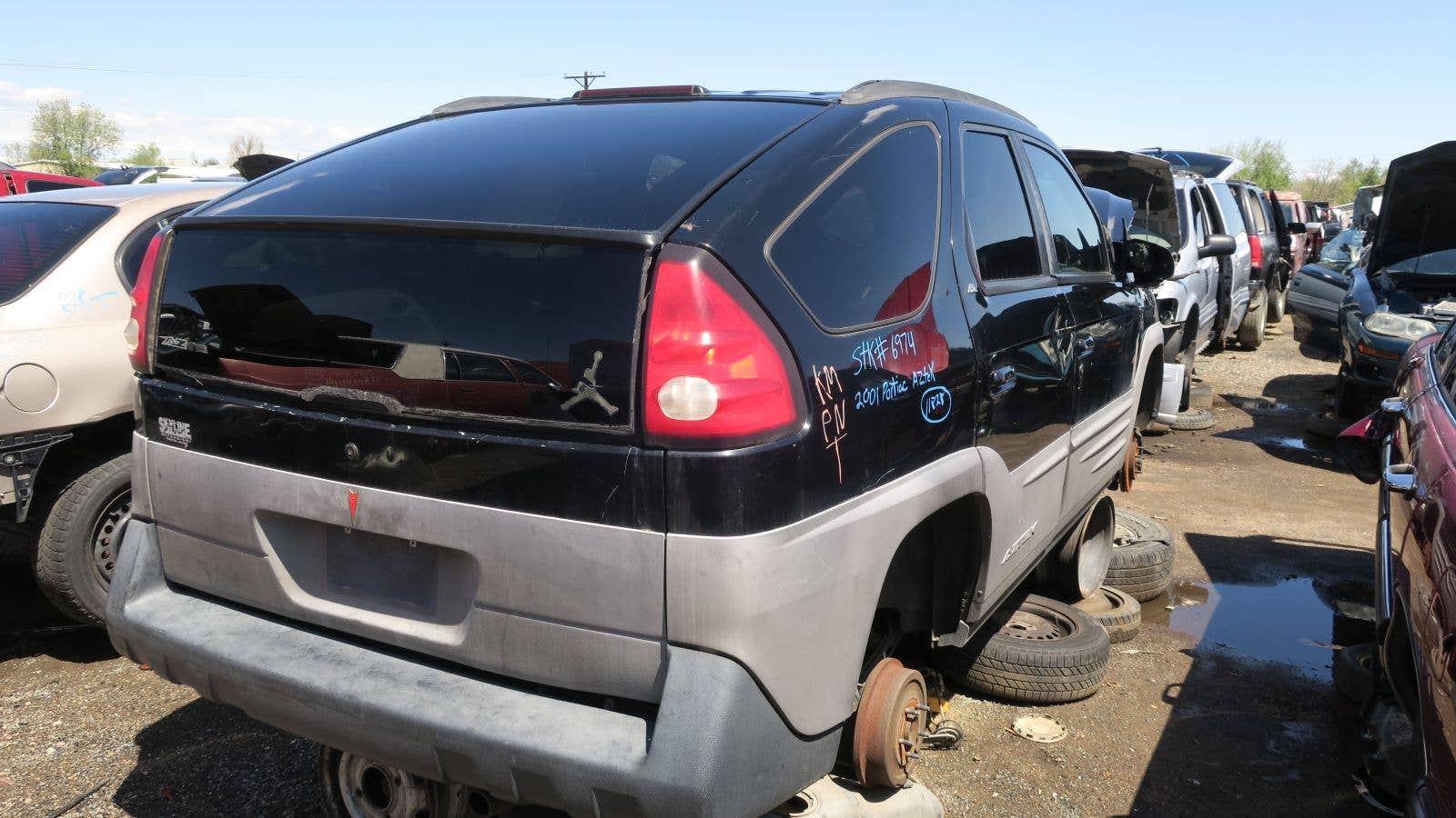 Junkyard Gem: 2001 Pontiac Aztek - Autoblog