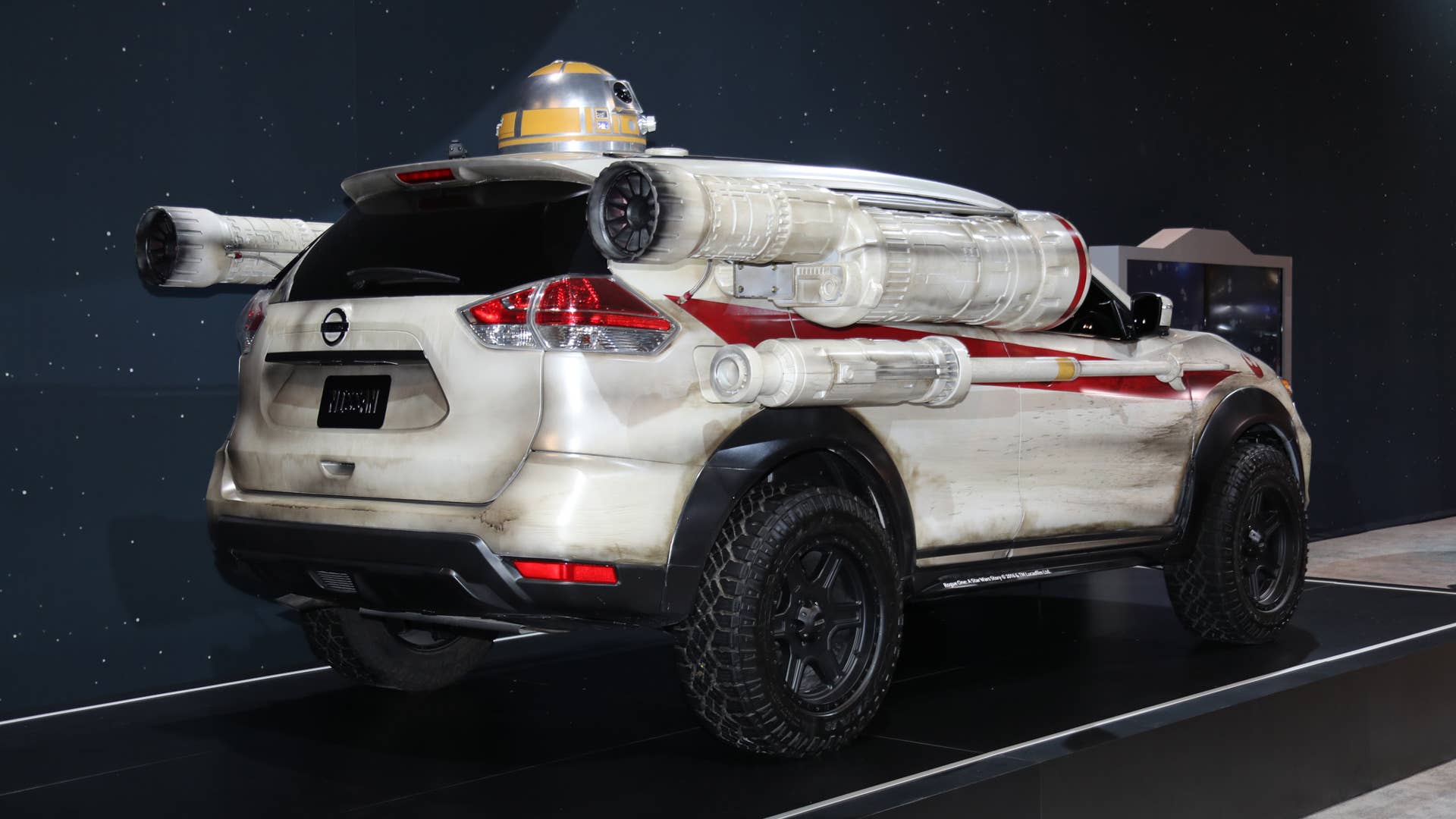 Nissan Rogue Star Wars X-Wing-inspired Rogue