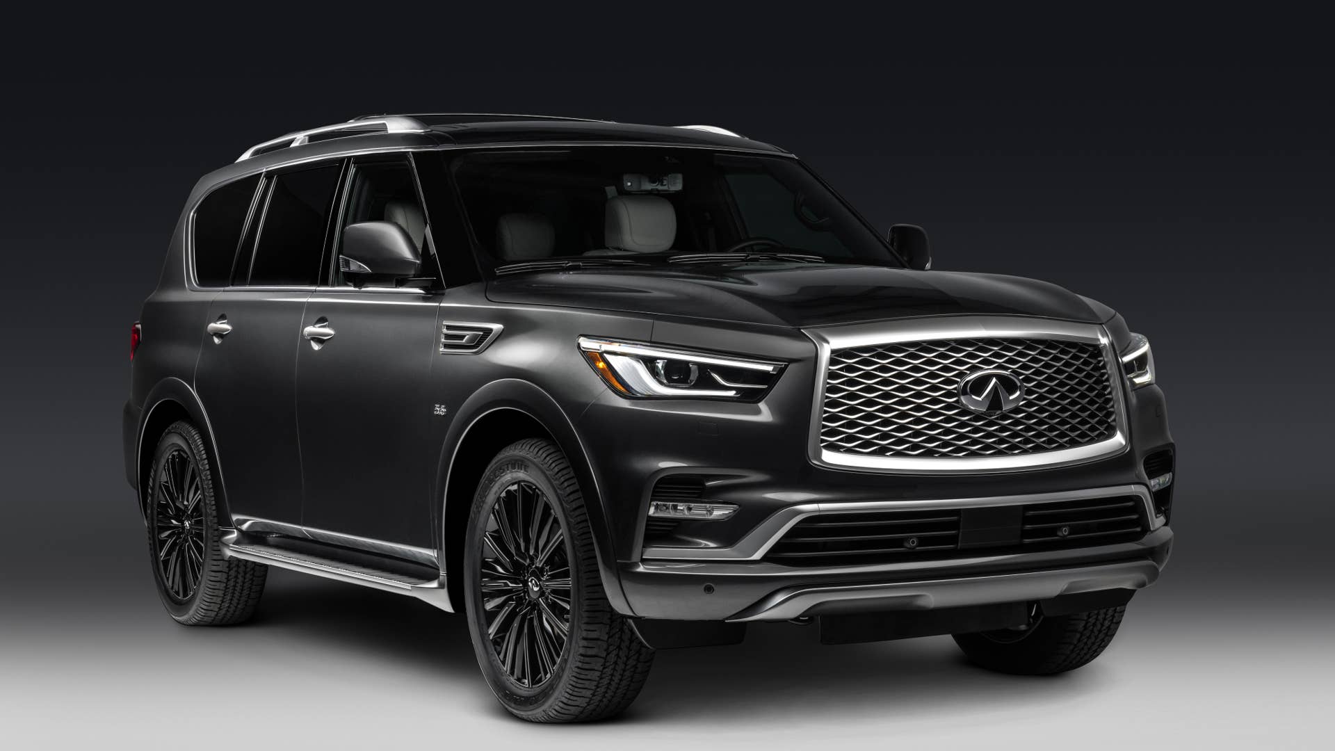 INFINITI will unveil specially equipped versions of two of its most popular modelsâthe 2019 INFINITI QX60 LIMITED and 2019 INFINITI QX80 LIMITEDâat the New York International Auto Show. With the LIMITED moniker comes a suite of exclusive premium exterior and interior treatments that take each of these models to even higher levels of luxury.