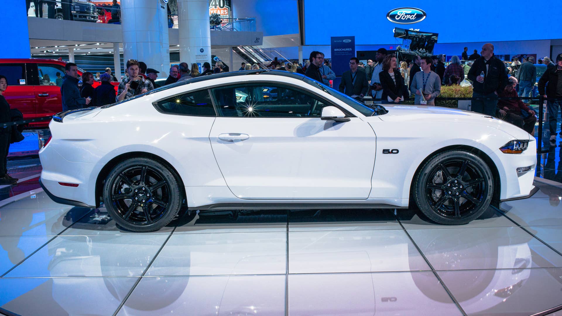 2018 Ford Mustang profile