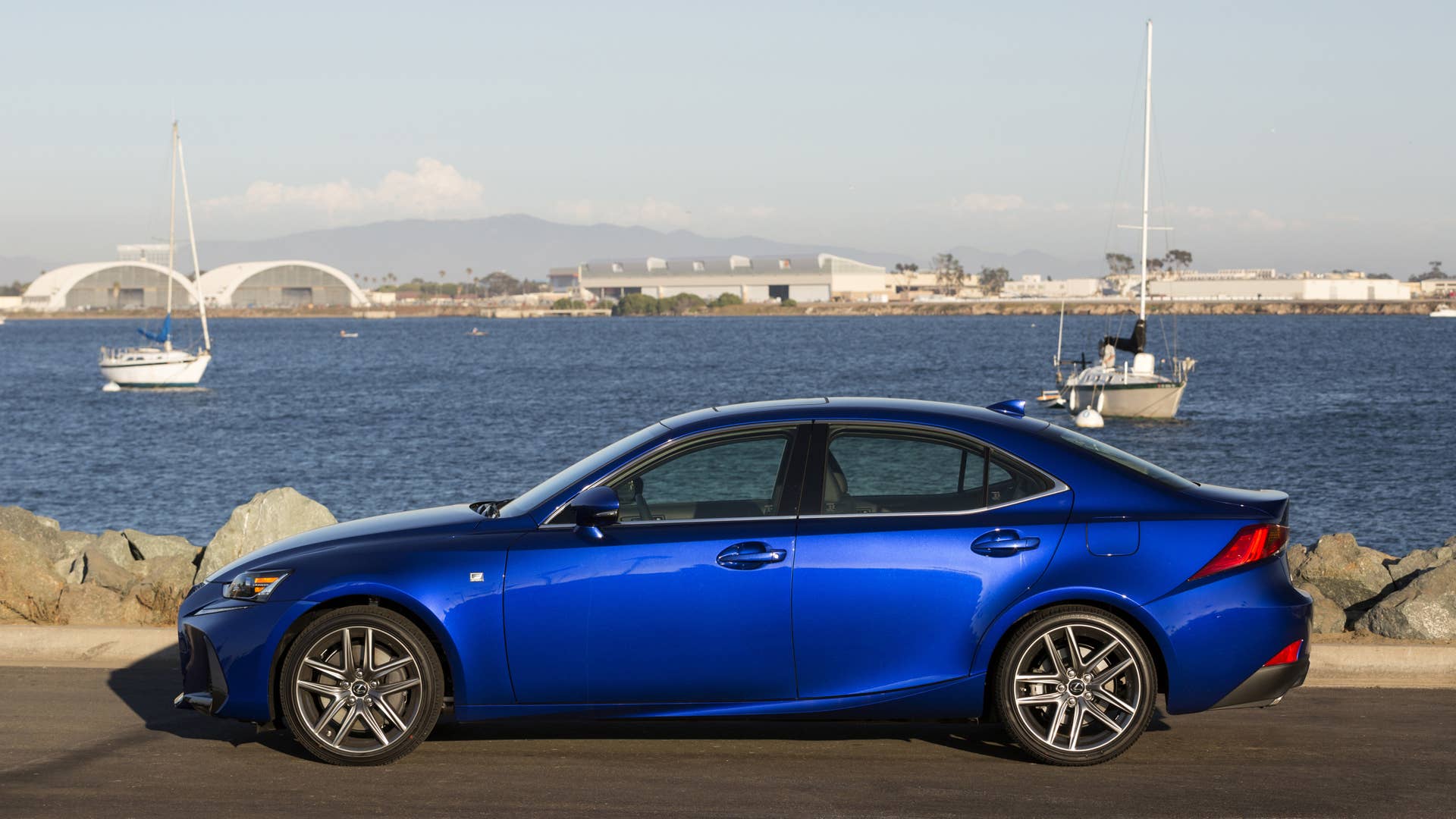 2019 Lexus IS