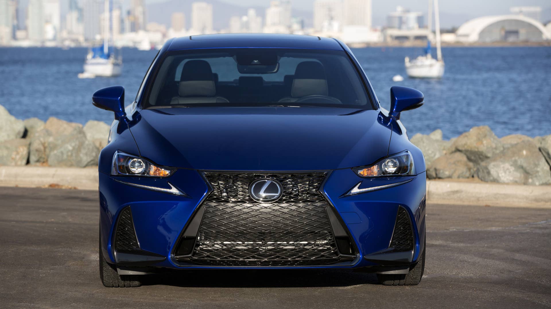 2019 Lexus IS