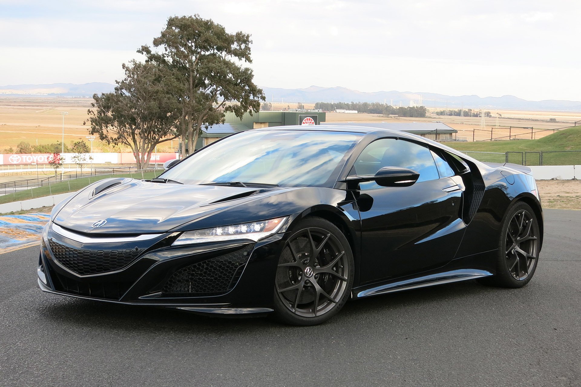 This can't be good. Despite being in its first full year on the market and therefore what should be the peak of its potential hype, the Acura NSX managed to move a mere 581 units. That's only three more than the Nissan GT-R, which has been on sale since George W. Bush was president. Many of us have struggled to get excited about the NSX ... it would seem we're not alone.
