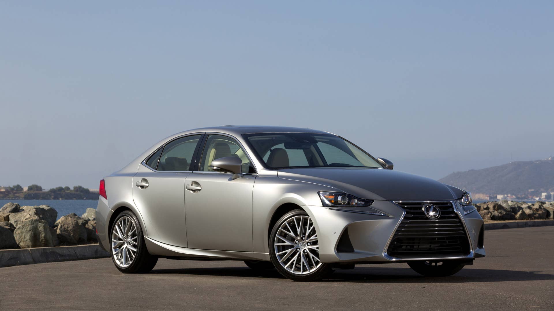 2019 Lexus IS
