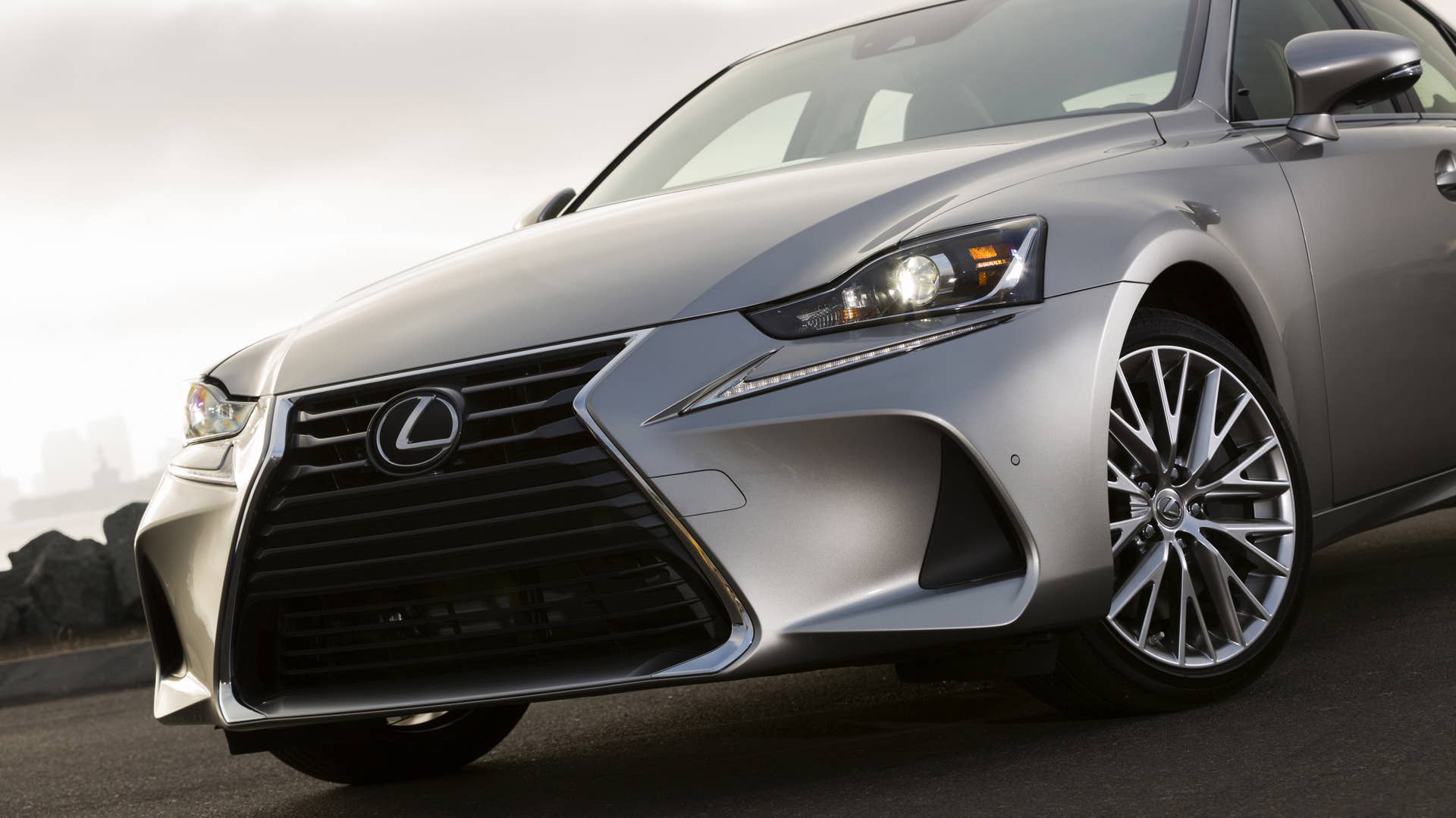 2019 Lexus IS