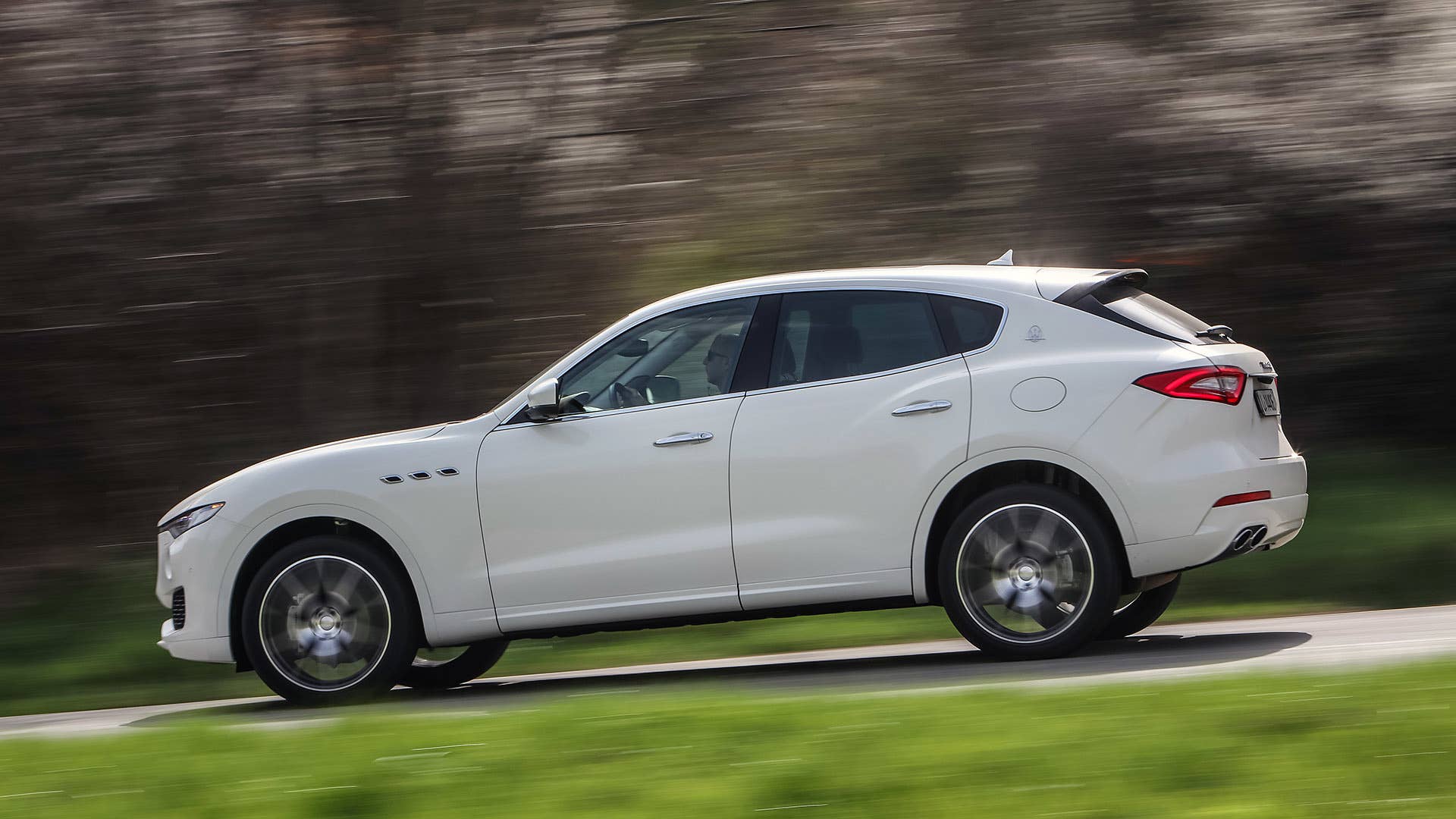 2017 Maserati Levante driving