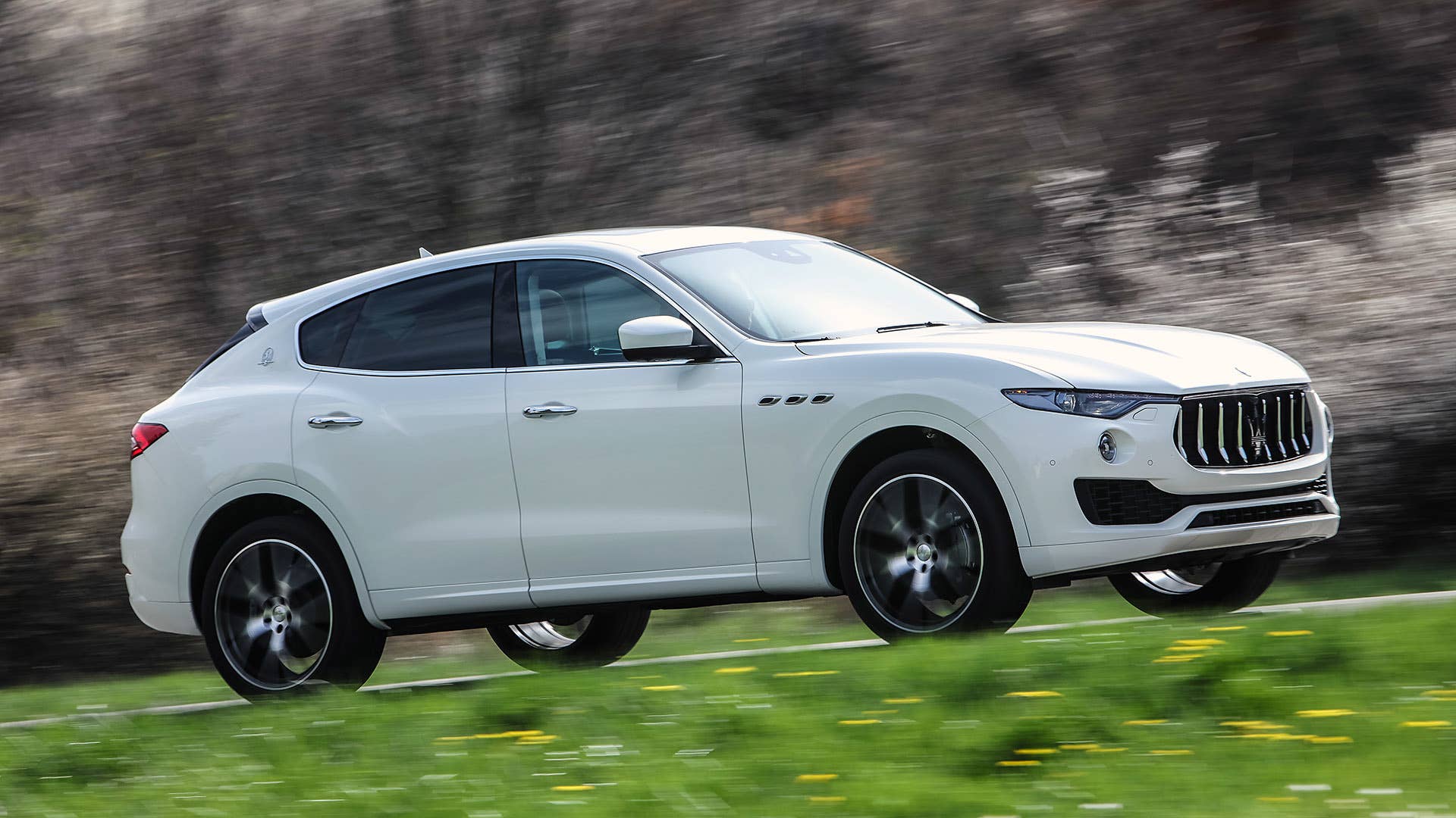 2017 Maserati Levante driving