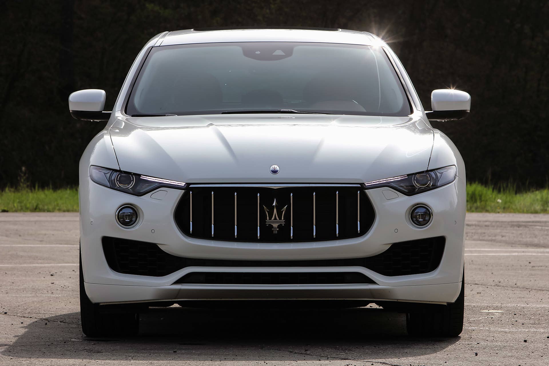 2017 Maserati Levante front view