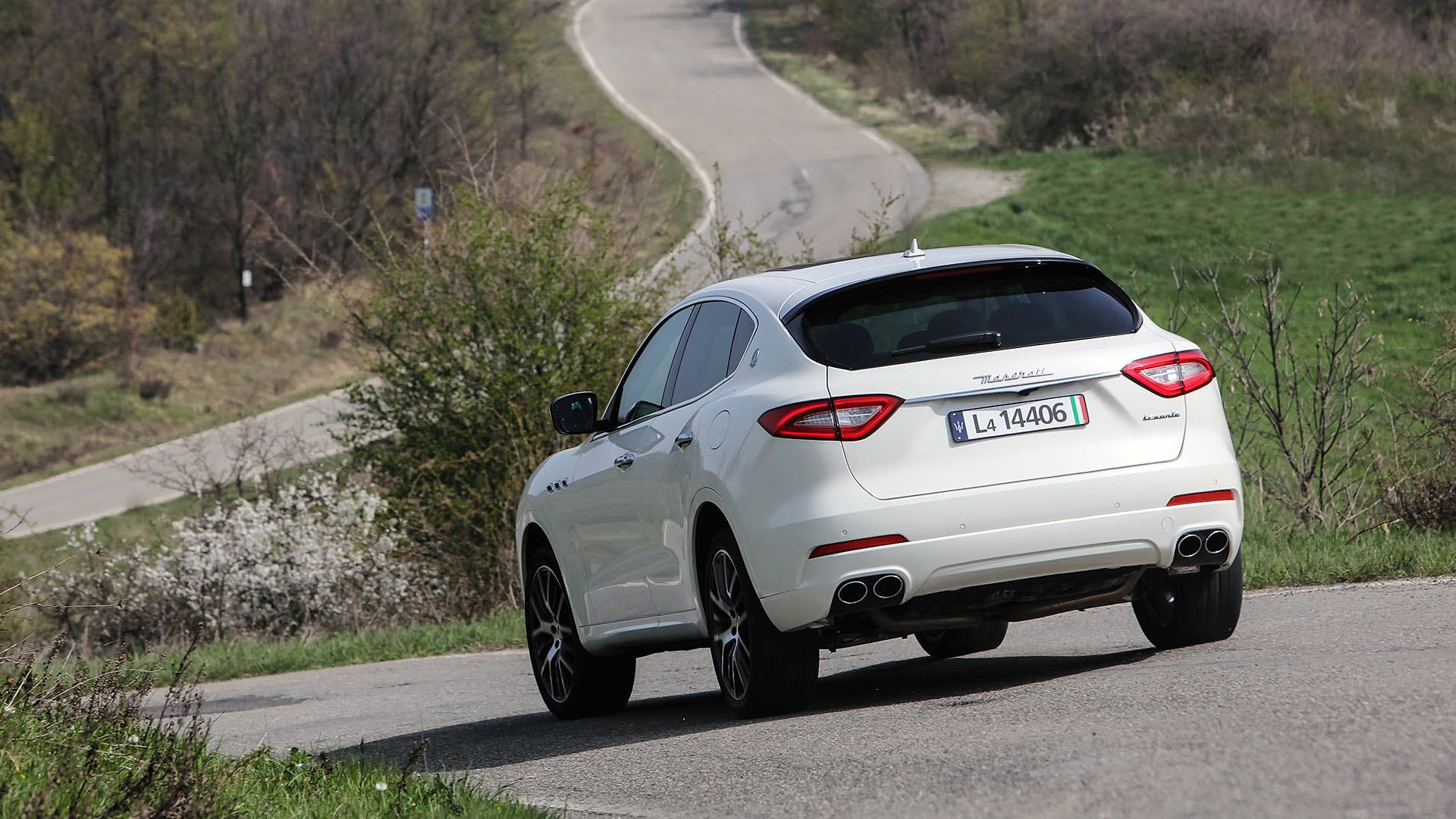2017 Maserati Levante driving