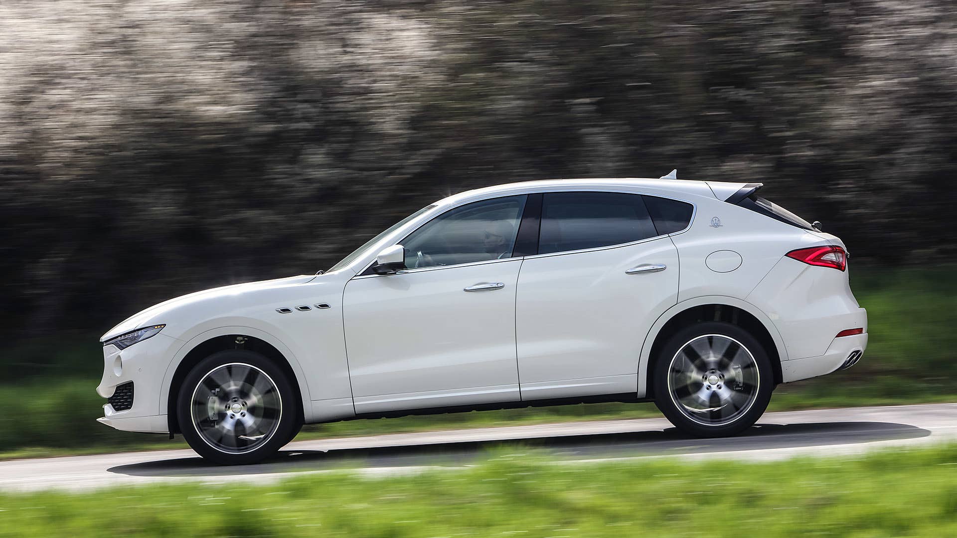 2017 Maserati Levante driving