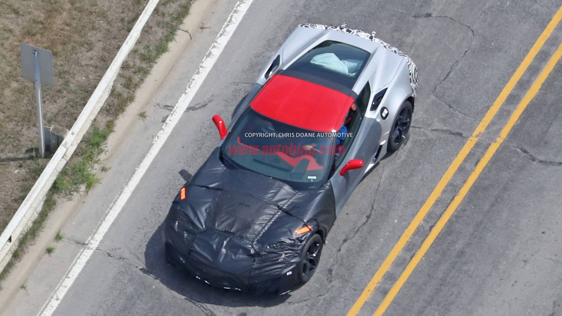 Chevrolet Corvette ZR1 top front 3/4