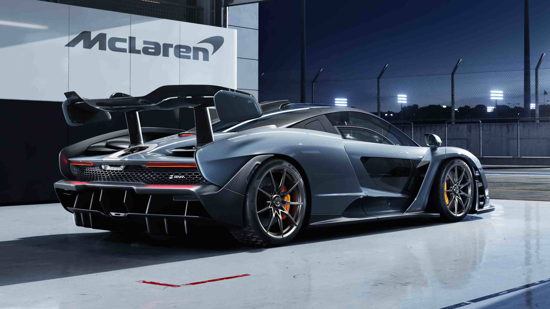 McLaren Senna